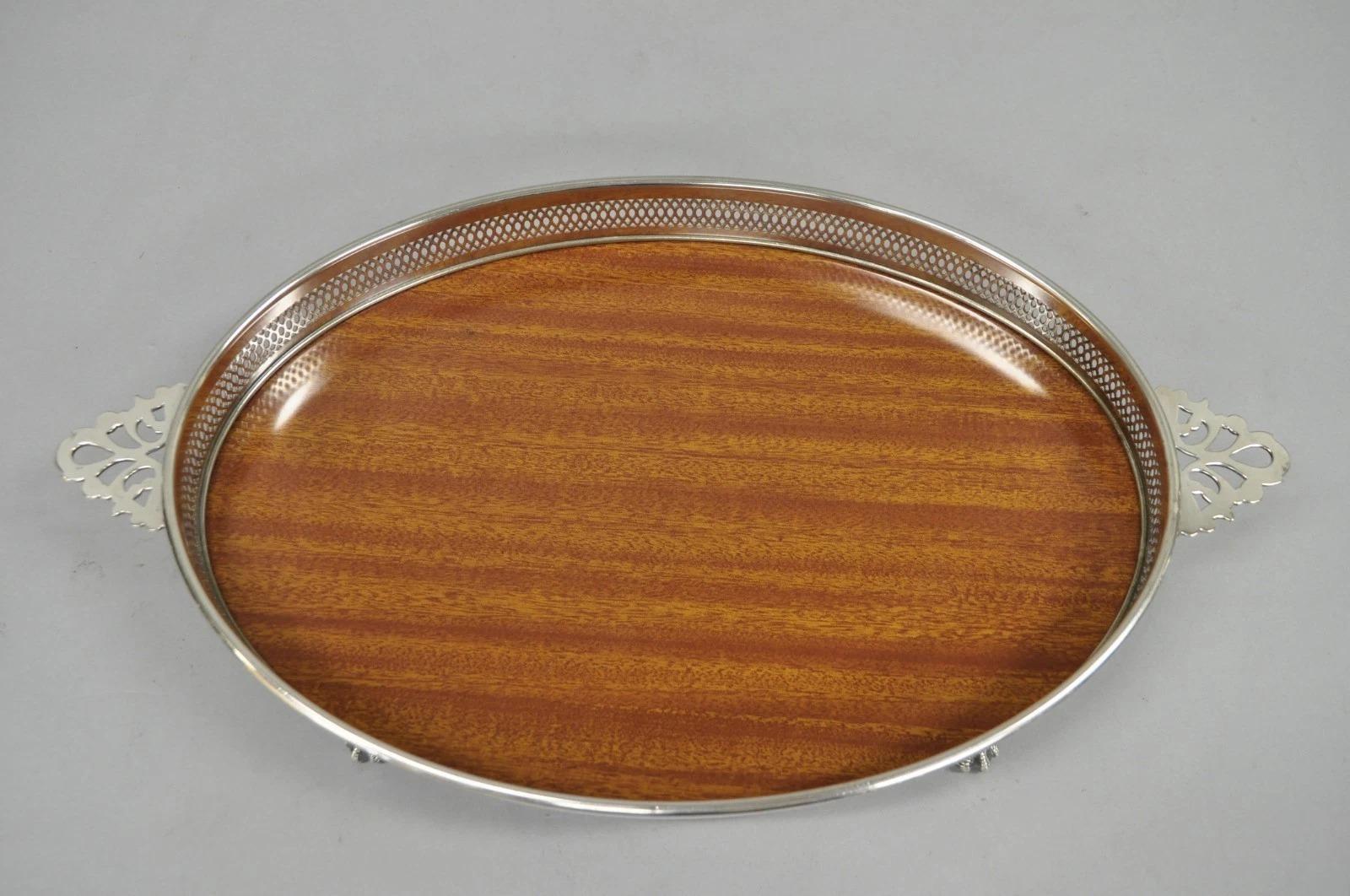 Mid-Century Modern Vintage Eales of Sheffield Mid Century Modern Silver Plate Oval Formica Bar Tray en vente