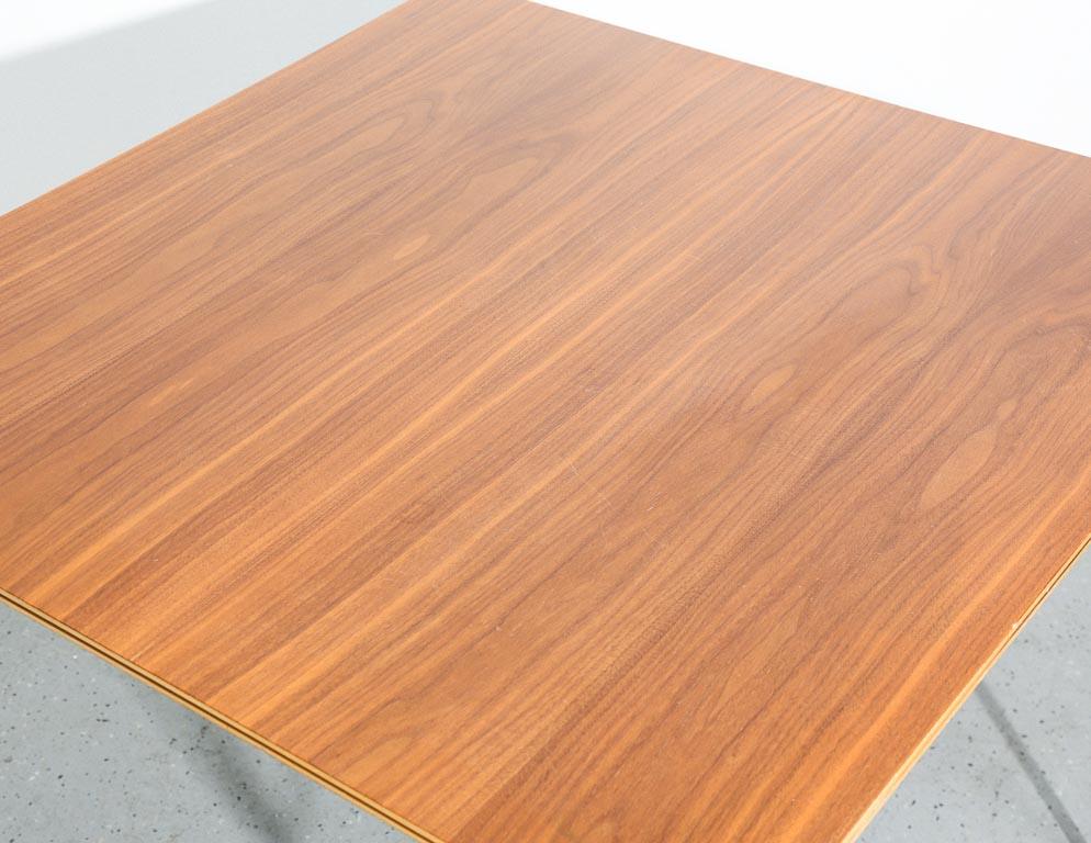 Mid-Century Modern Table de salle à manger pliante vintage Eames DTM-1 en vente