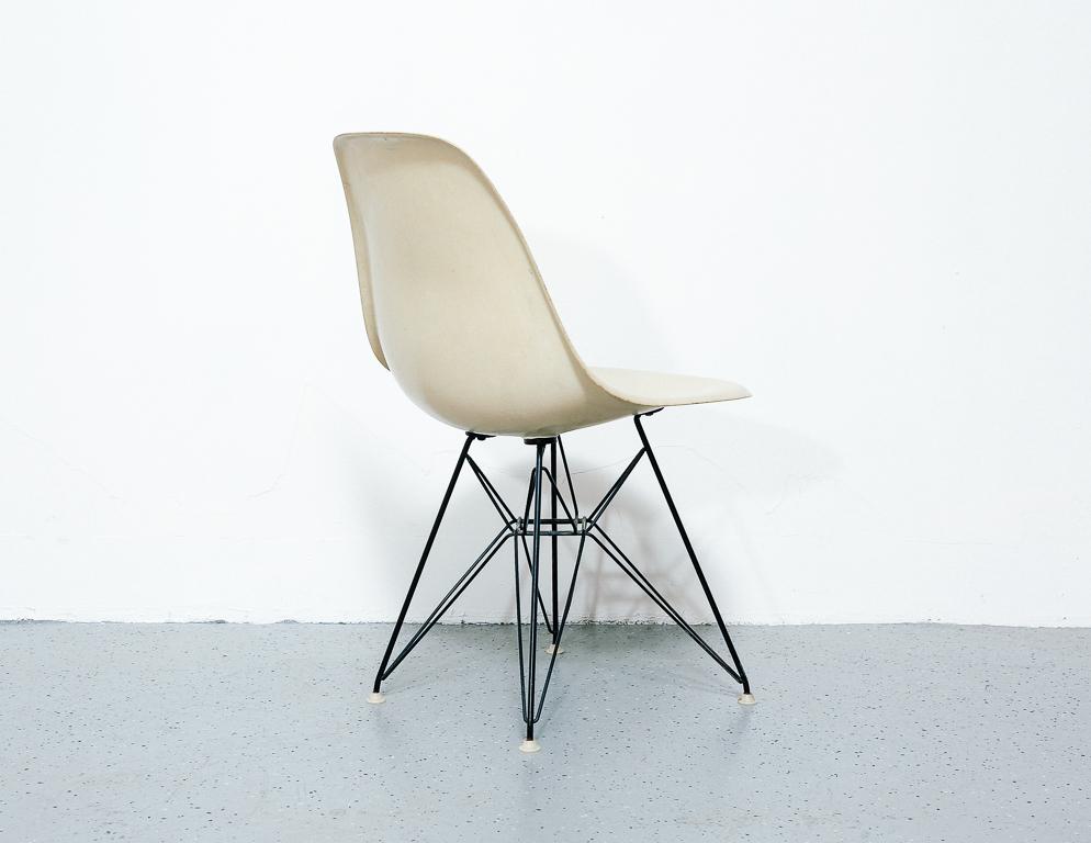 Steel Vintage Eames Fiberglass Shell Chair