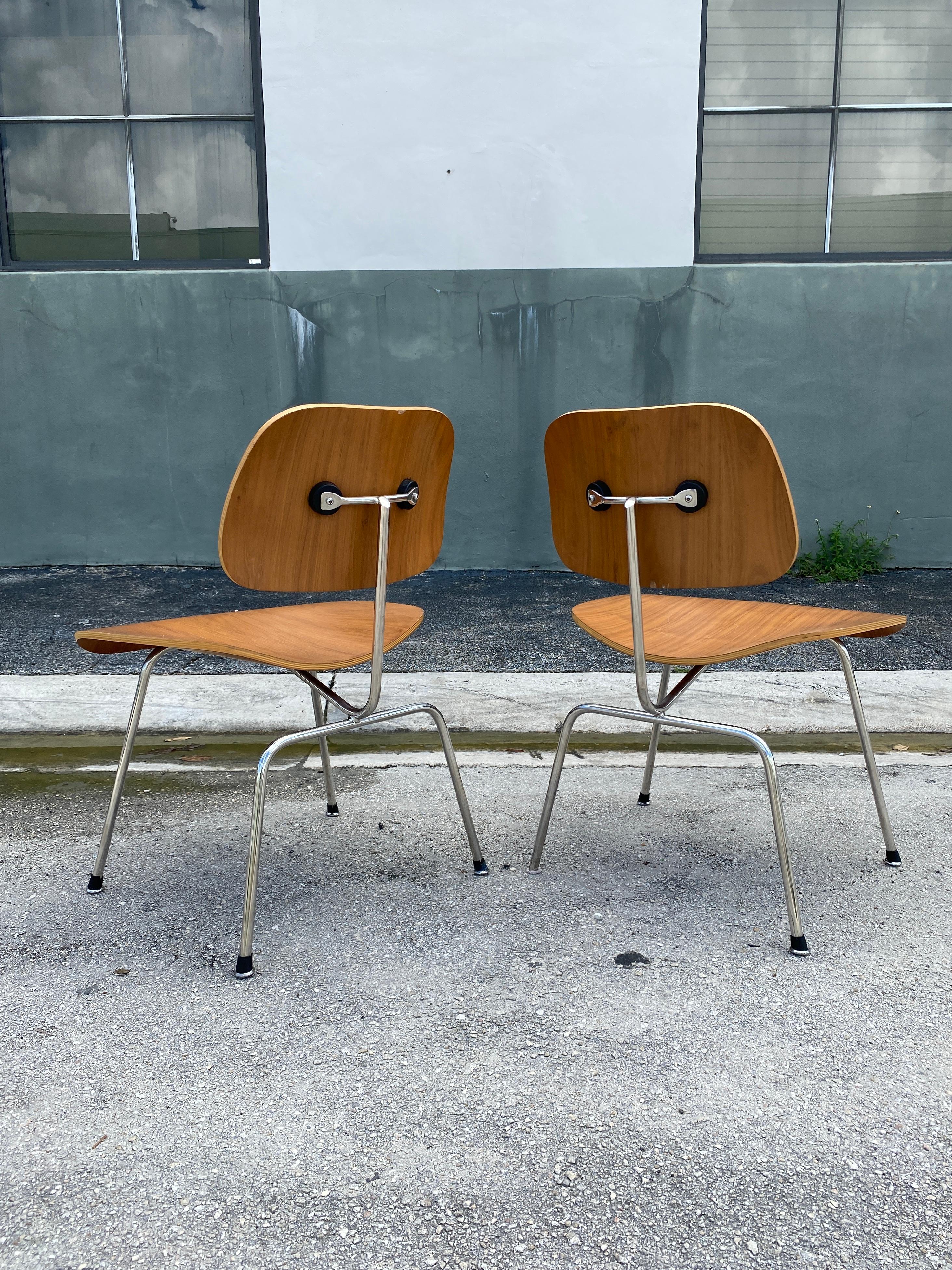 Late 20th Century Vintage Eames for Herman Miller Molded Plywood DCM Chairs, Set of 4 For Sale