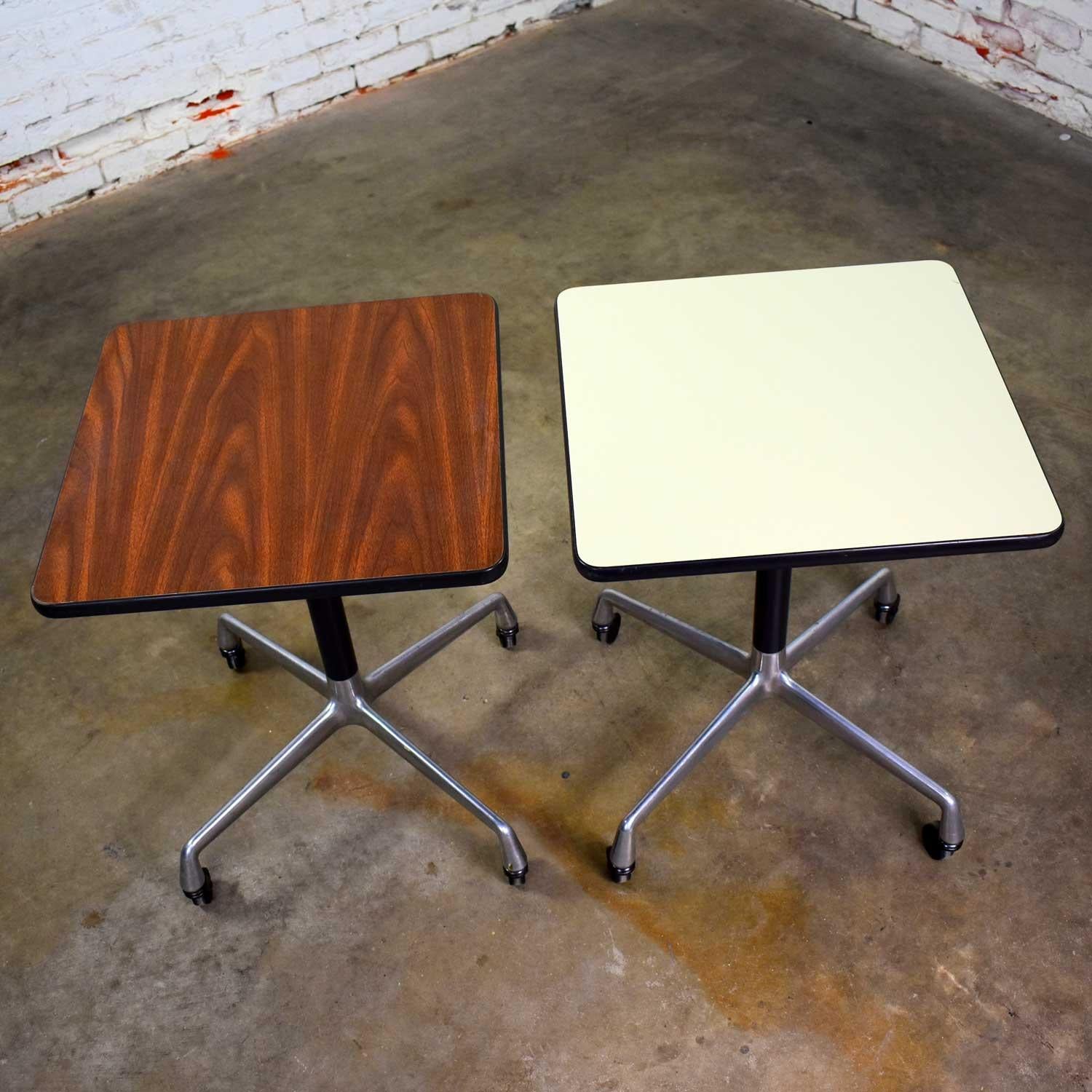 Vintage Eames for Herman Miller Square Rolling Side Table Universal Base In Good Condition In Topeka, KS
