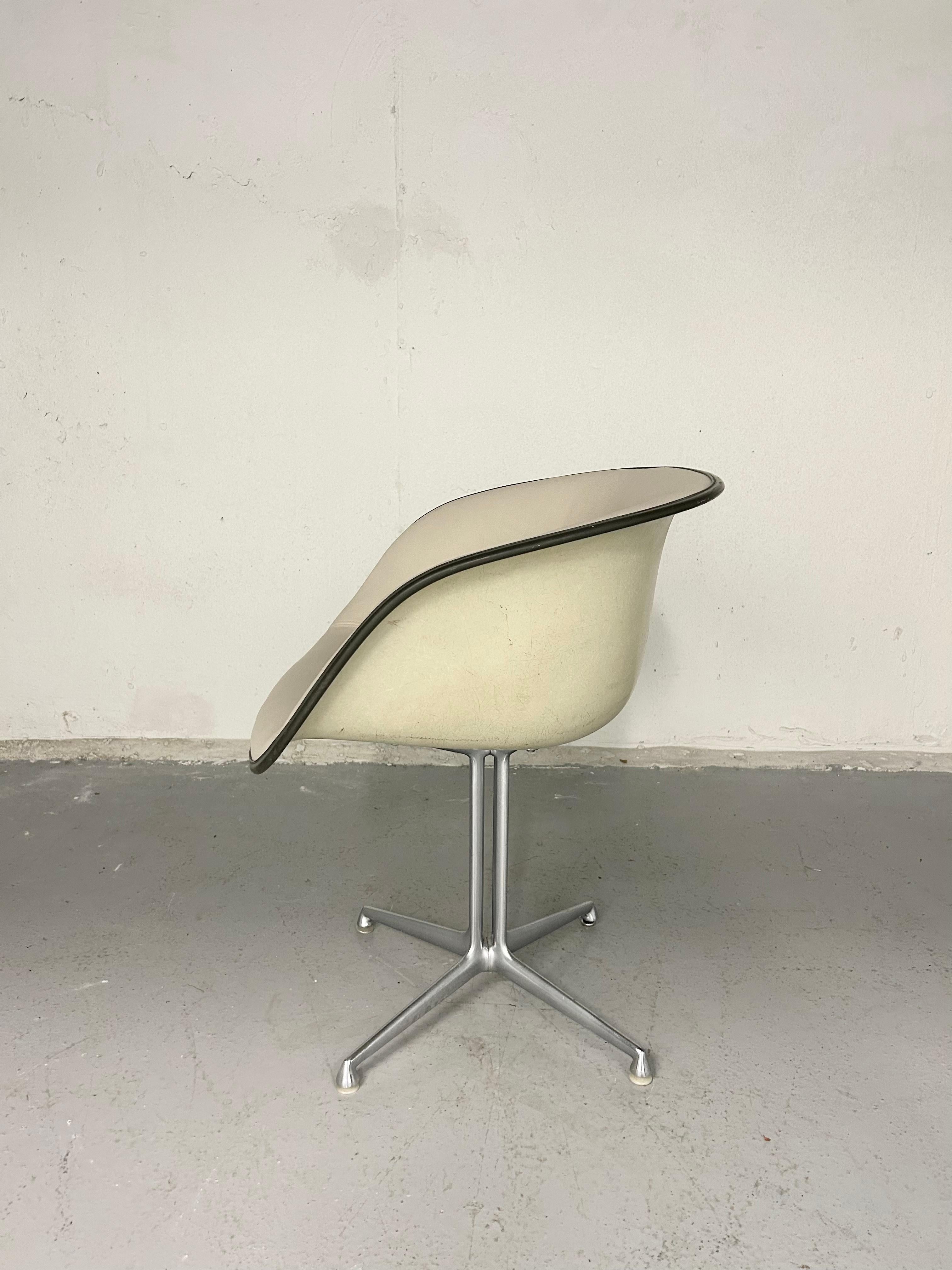 Vintage Eames La Fonda Chair for Herman Miller In Good Condition In Brooklyn, NY