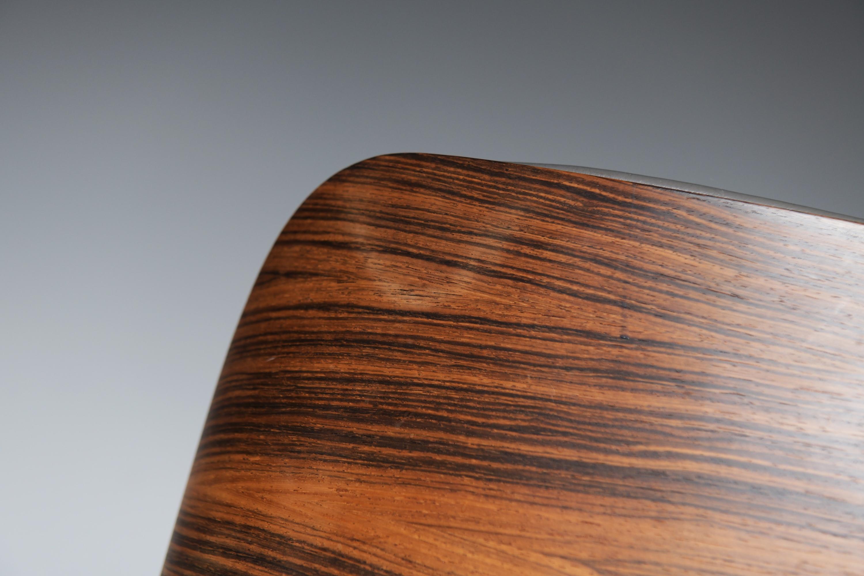 Sedia da salotto e pouf Eames d'epoca di Charles and Ray Eames per Herman Miller in vendita 12