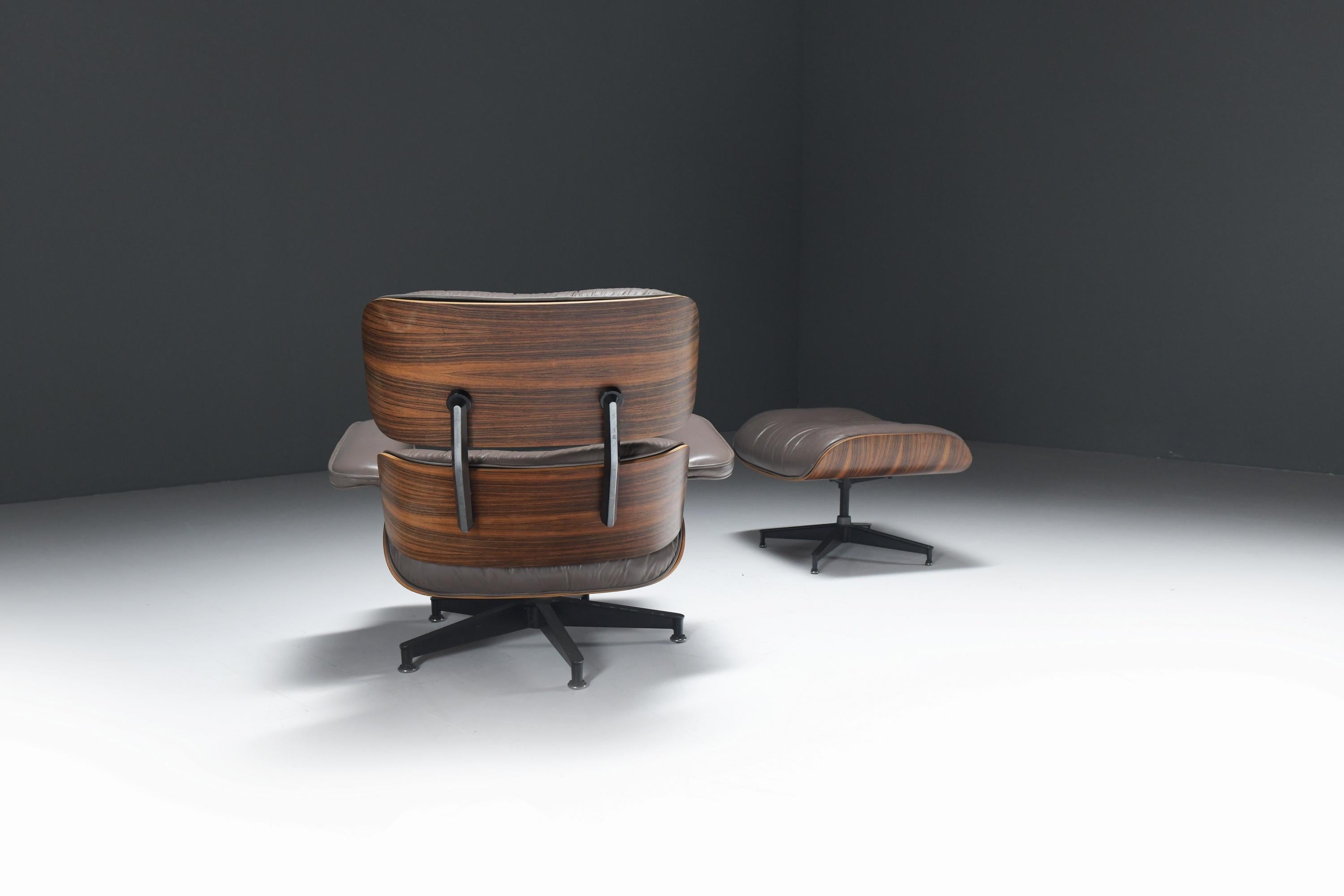 Americano Sedia da salotto e pouf Eames d'epoca di Charles and Ray Eames per Herman Miller in vendita