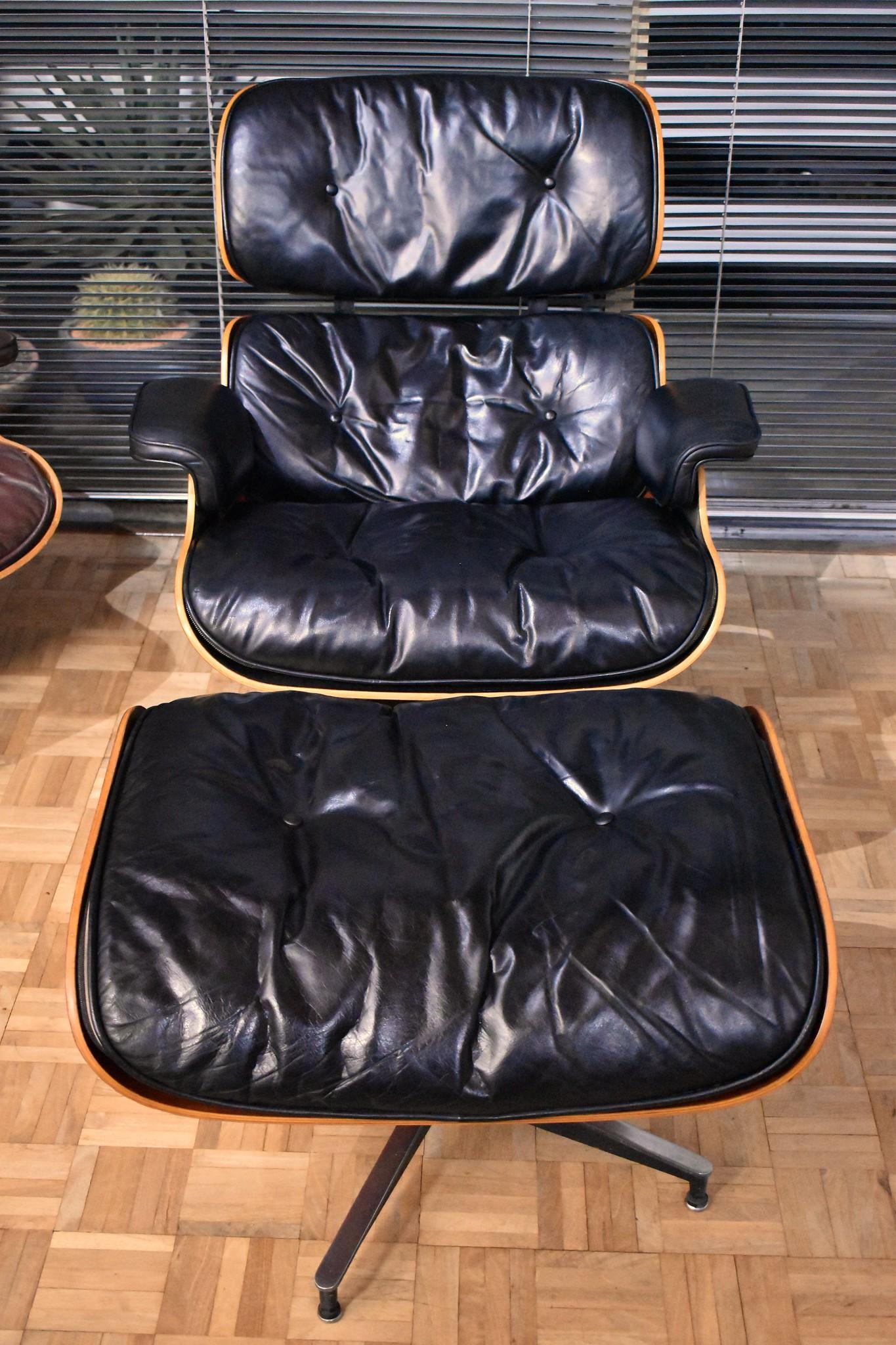 Vintage Eames Lounge Chair & Ottoman Second Generation Feather Cushions Rosewood 9