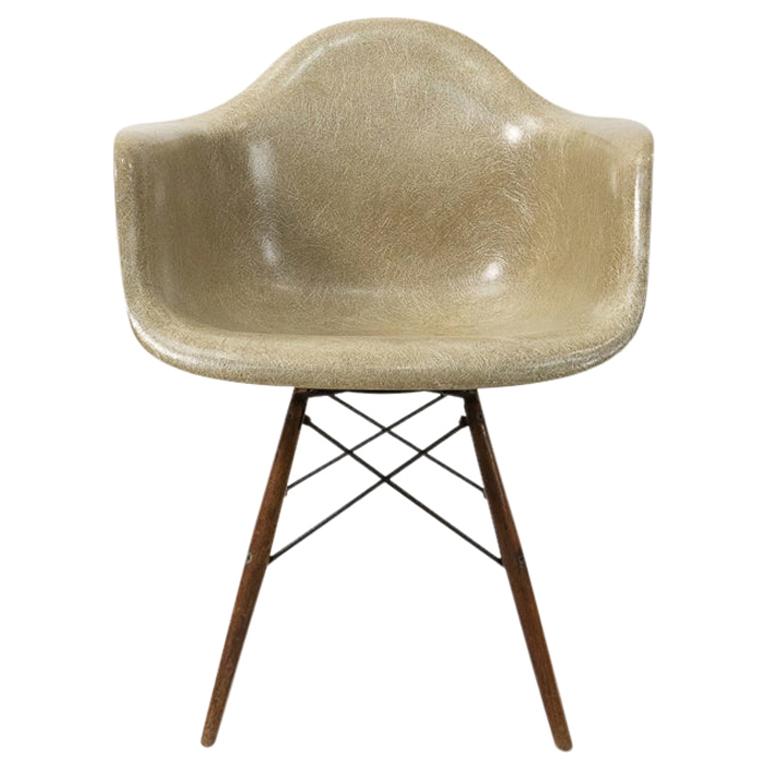 Eames PAW Chair