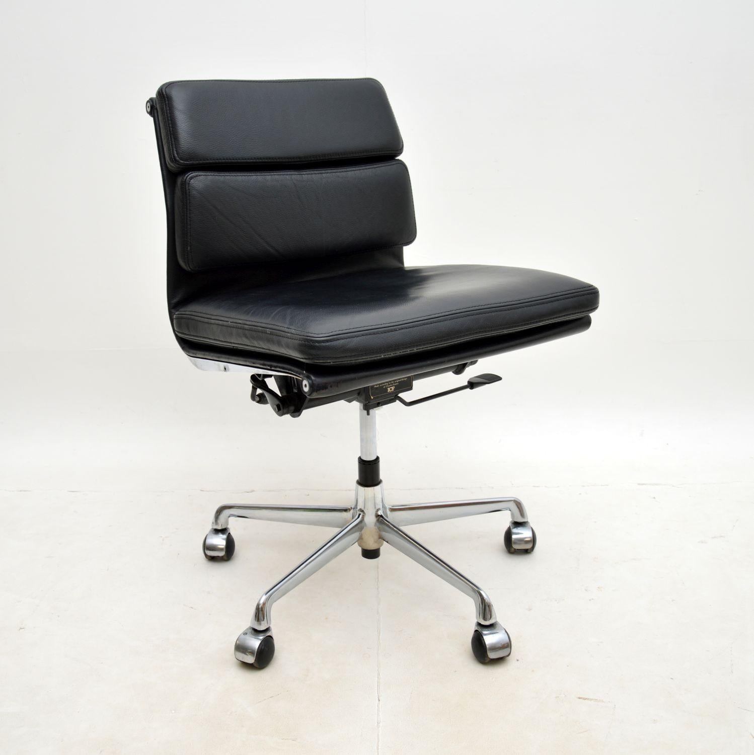 A stylish and iconic design, this is a vintage Eames soft pad leather desk chair by ICF. It was made in Italy by ICF who were one of the only compaines granted licence to manufacture genuine Eames chairs. This one dates from around the