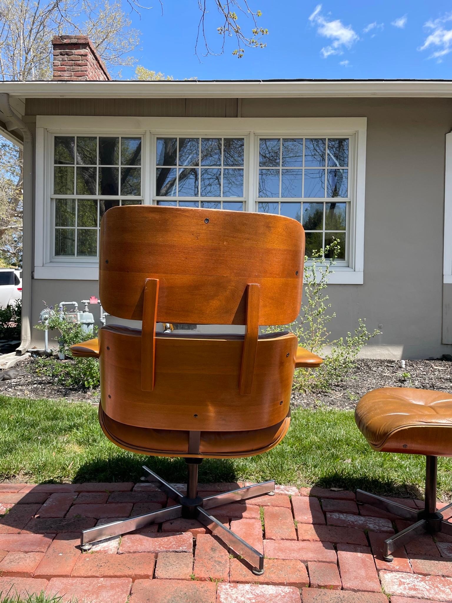 Mid-Century Modern Vintage Eames Style Lounge Chair and Ottoman