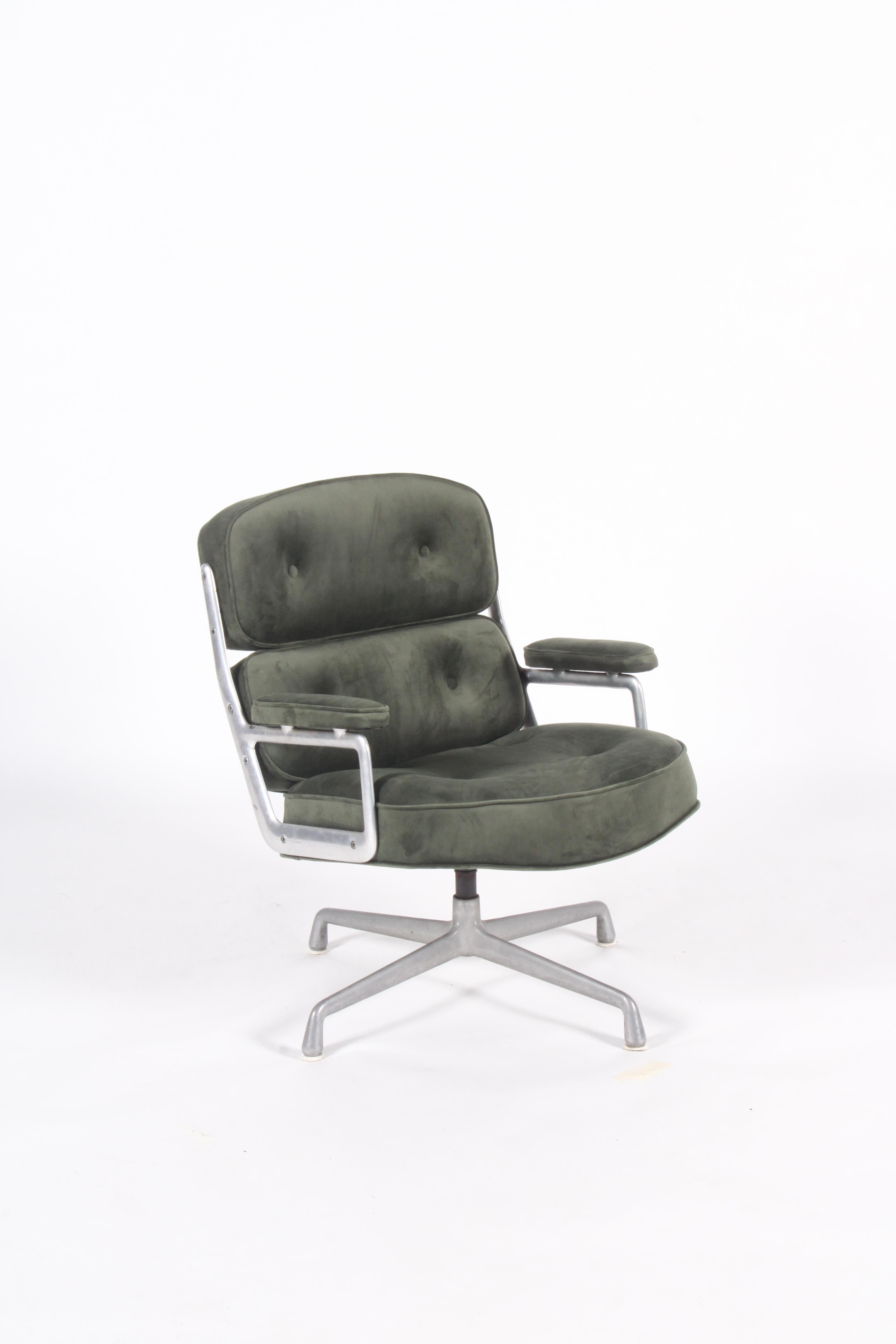 Mid-Century Modern Vintage Eames Time Life Lobby Chair For Herman Miller *FREE WORLDWIDE DELIVERY For Sale