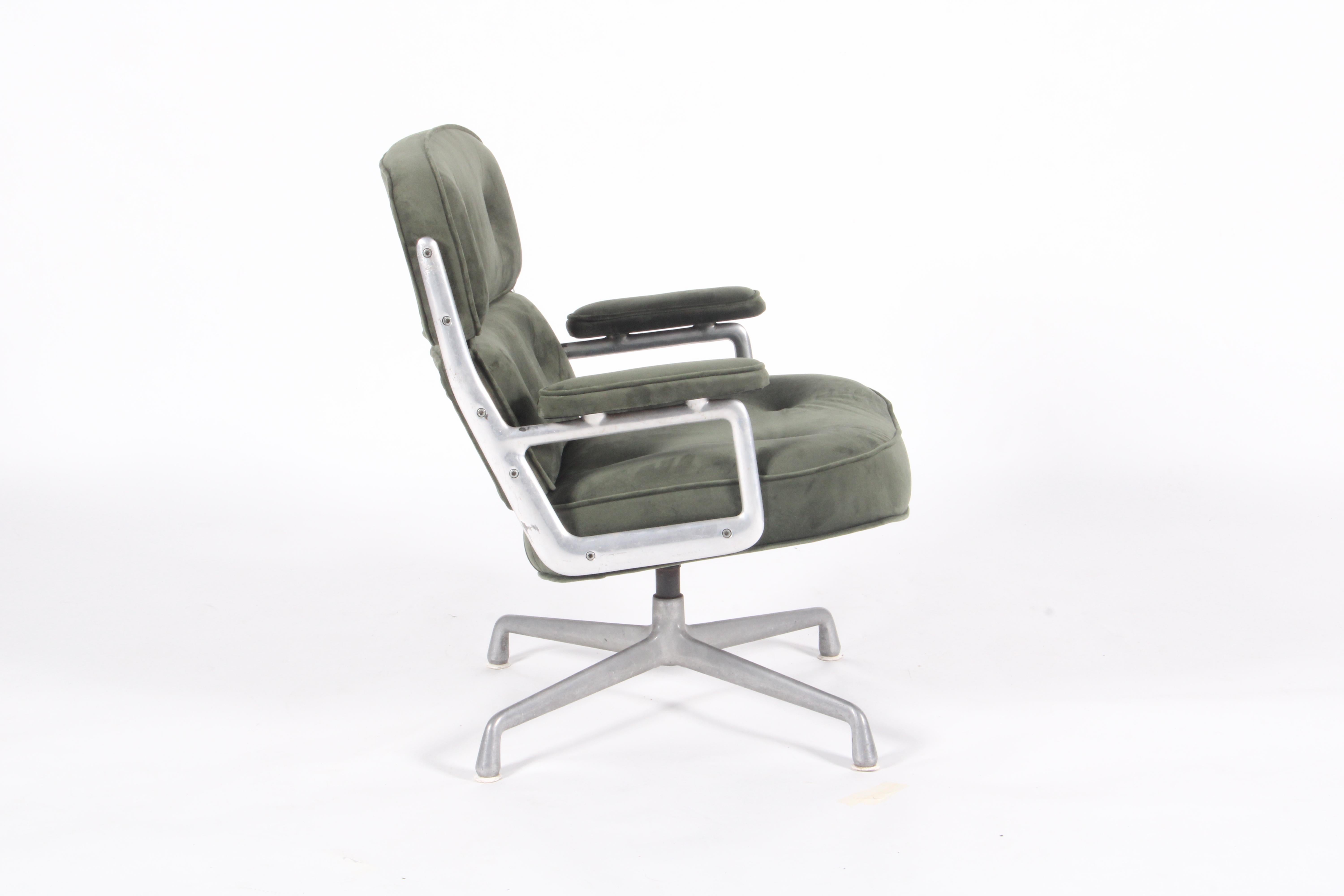 Metalwork Vintage Eames Time Life Lobby Chair For Herman Miller *FREE WORLDWIDE DELIVERY For Sale