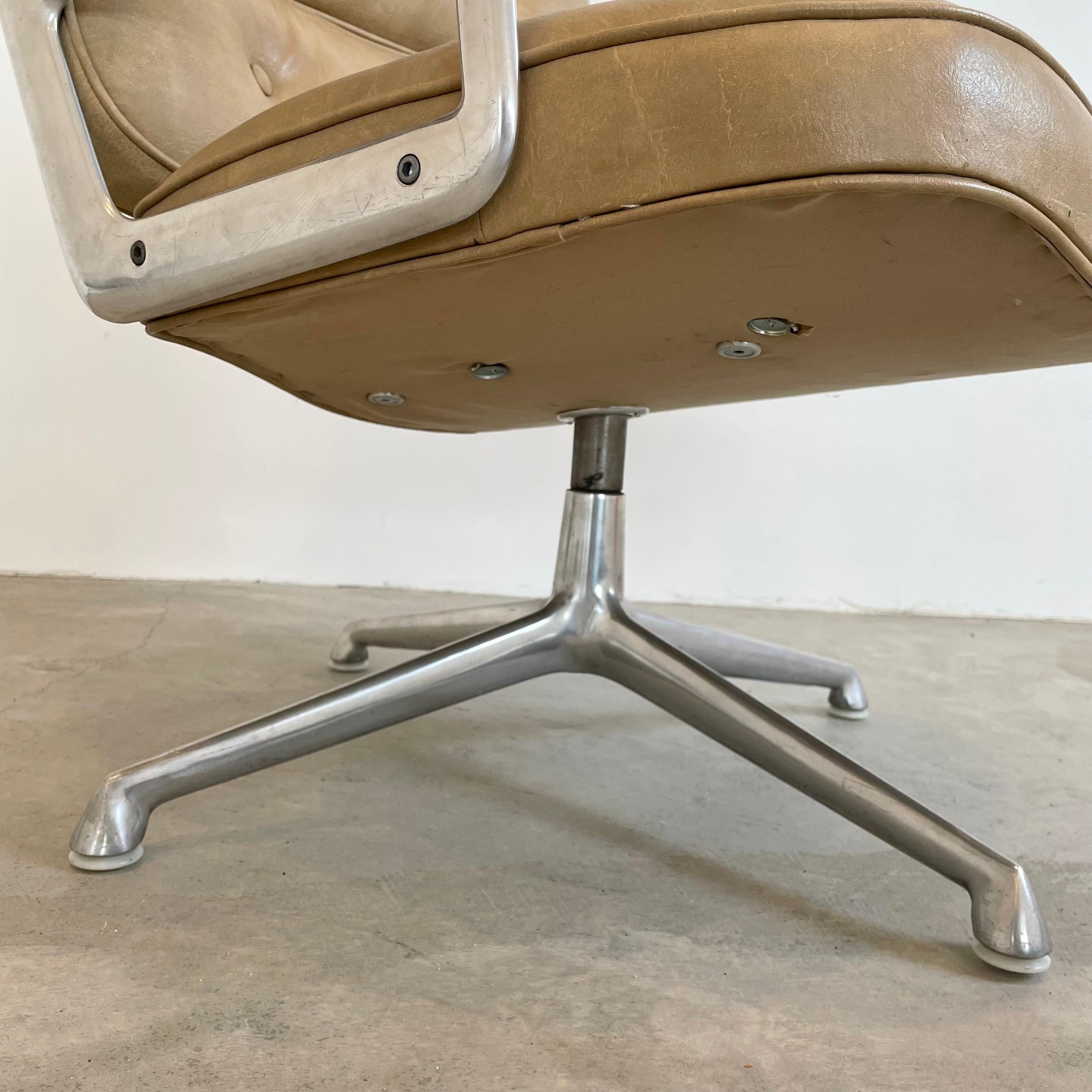 Vintage Eames Time Life Lobby Chair in Camel 6