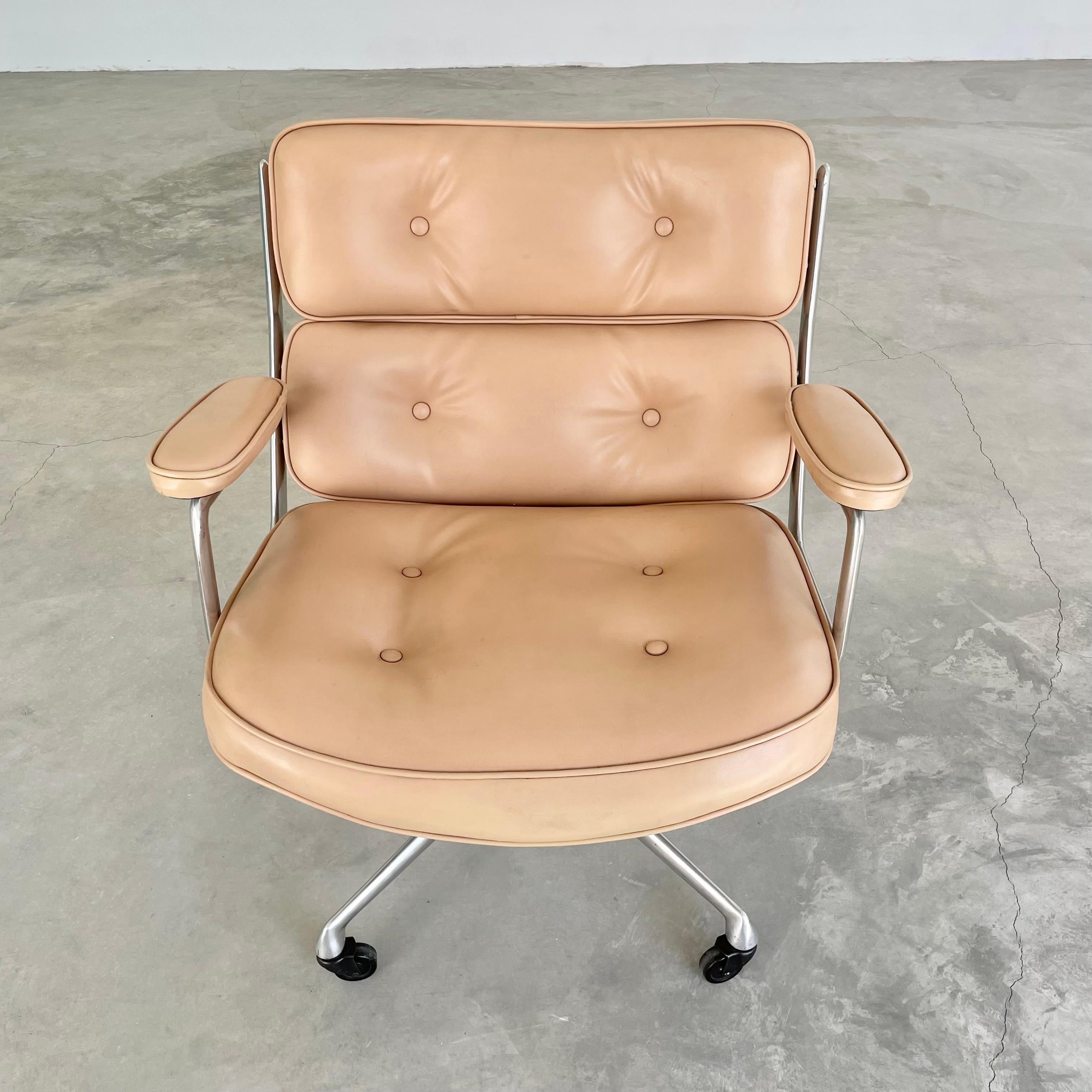 North American Vintage Eames Time Life Lobby Chair in Camel