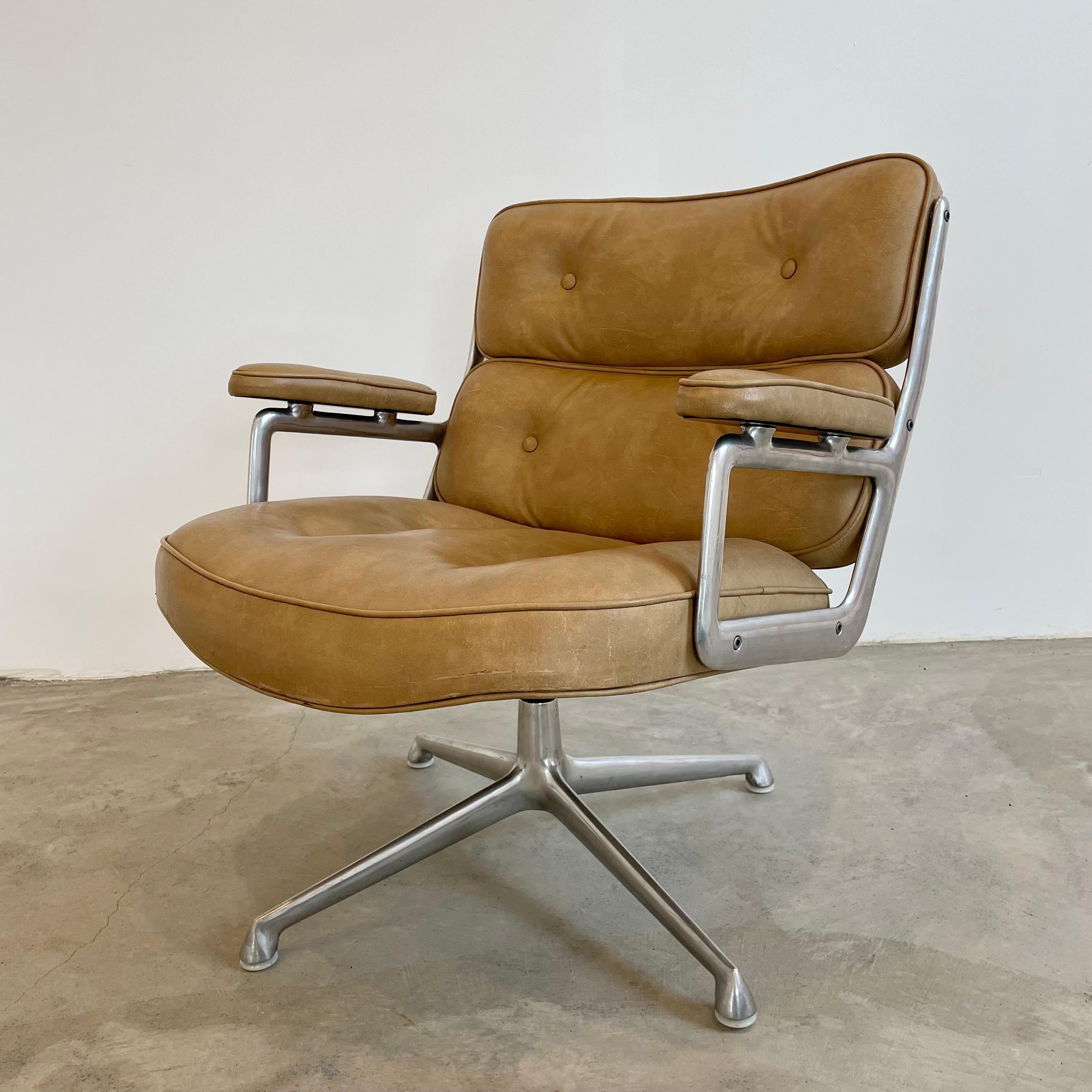 Late 20th Century Vintage Eames Time Life Lobby Chair in Camel