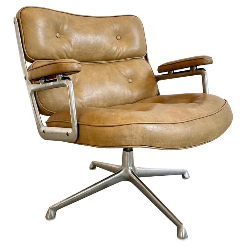 Eames lobby chair Clearance
