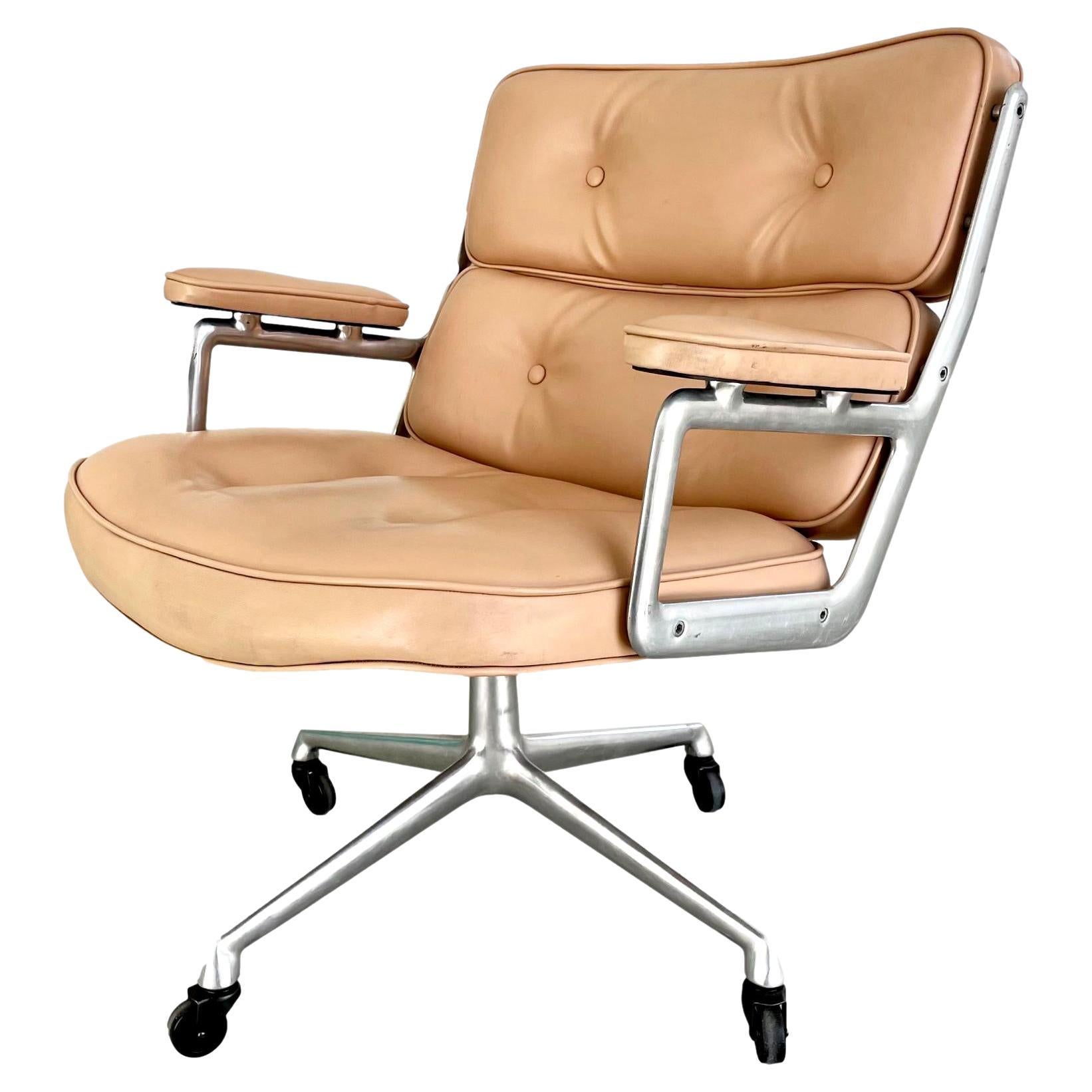 Vintage Eames Time Life Lobby Chair in Camel