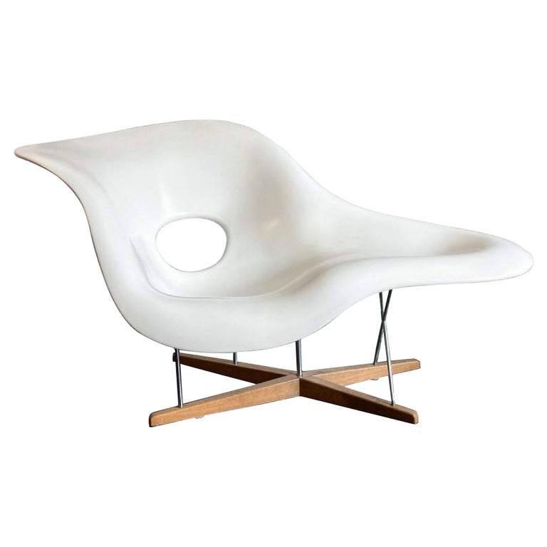 Vitra La Chaise Chair By Charles And Ray Eames For Sale At 1stdibs