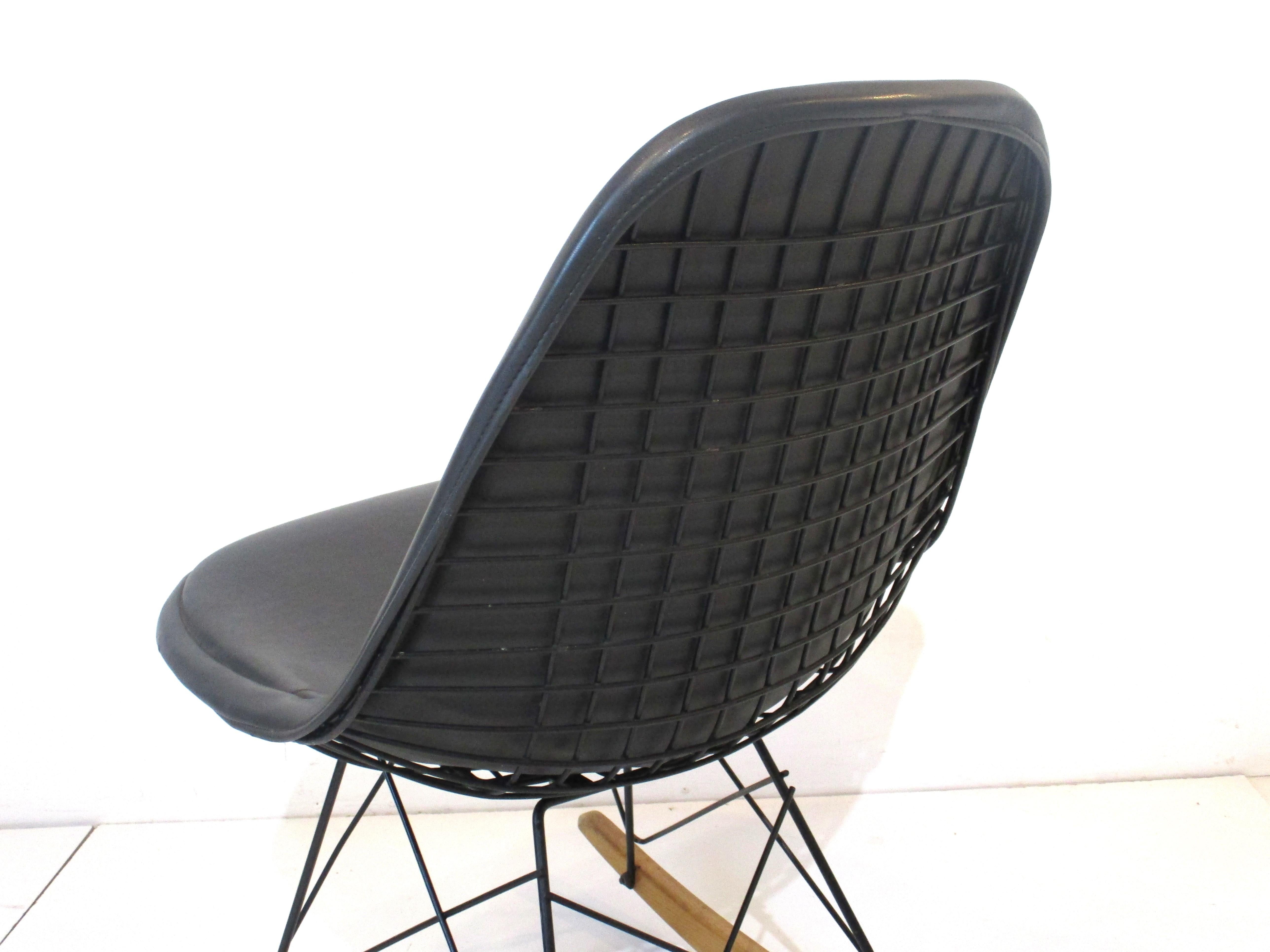 American Vintage Eames Wire Rocking Chair for Herman Miller For Sale