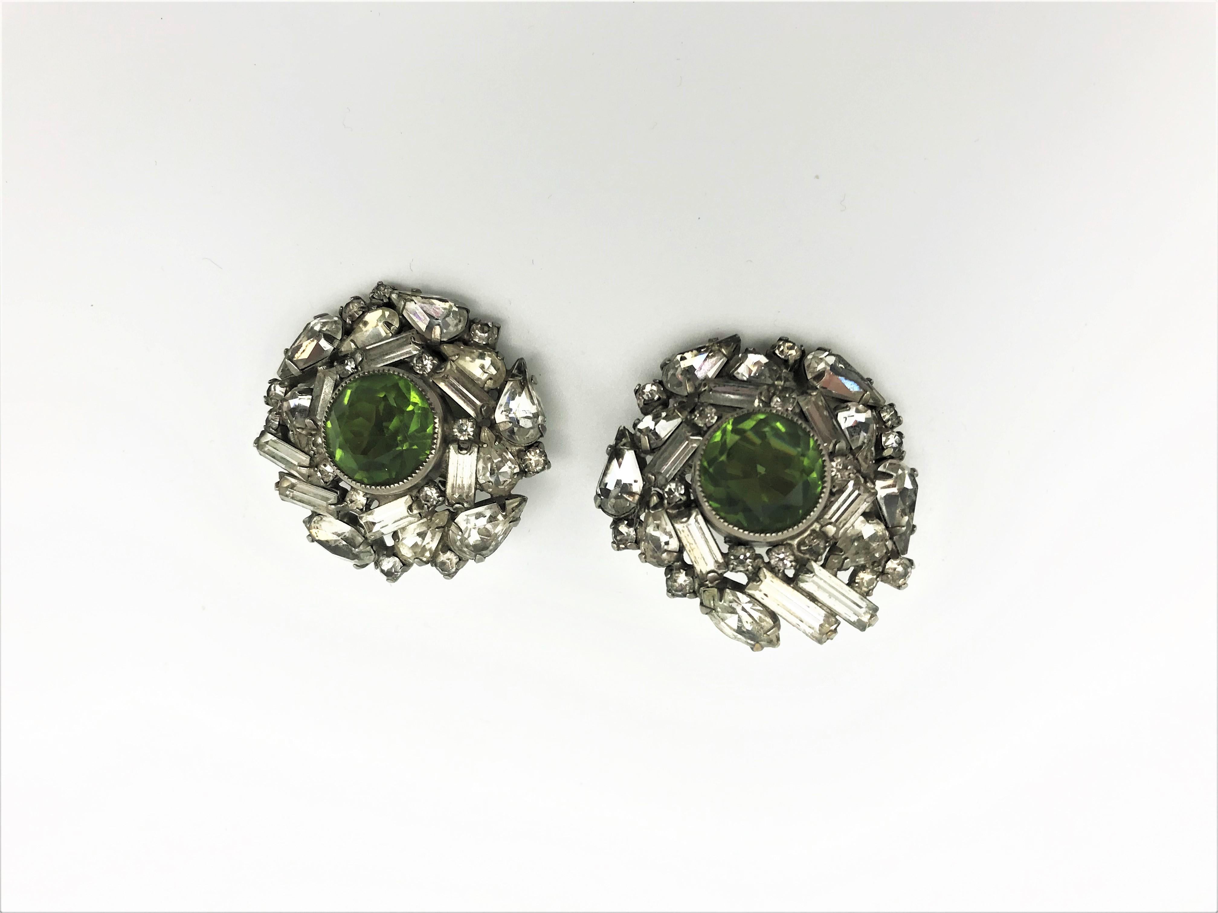 Baguette Cut Vintage ear clip with clear rhinestones + green rhinestones 1940s For Sale