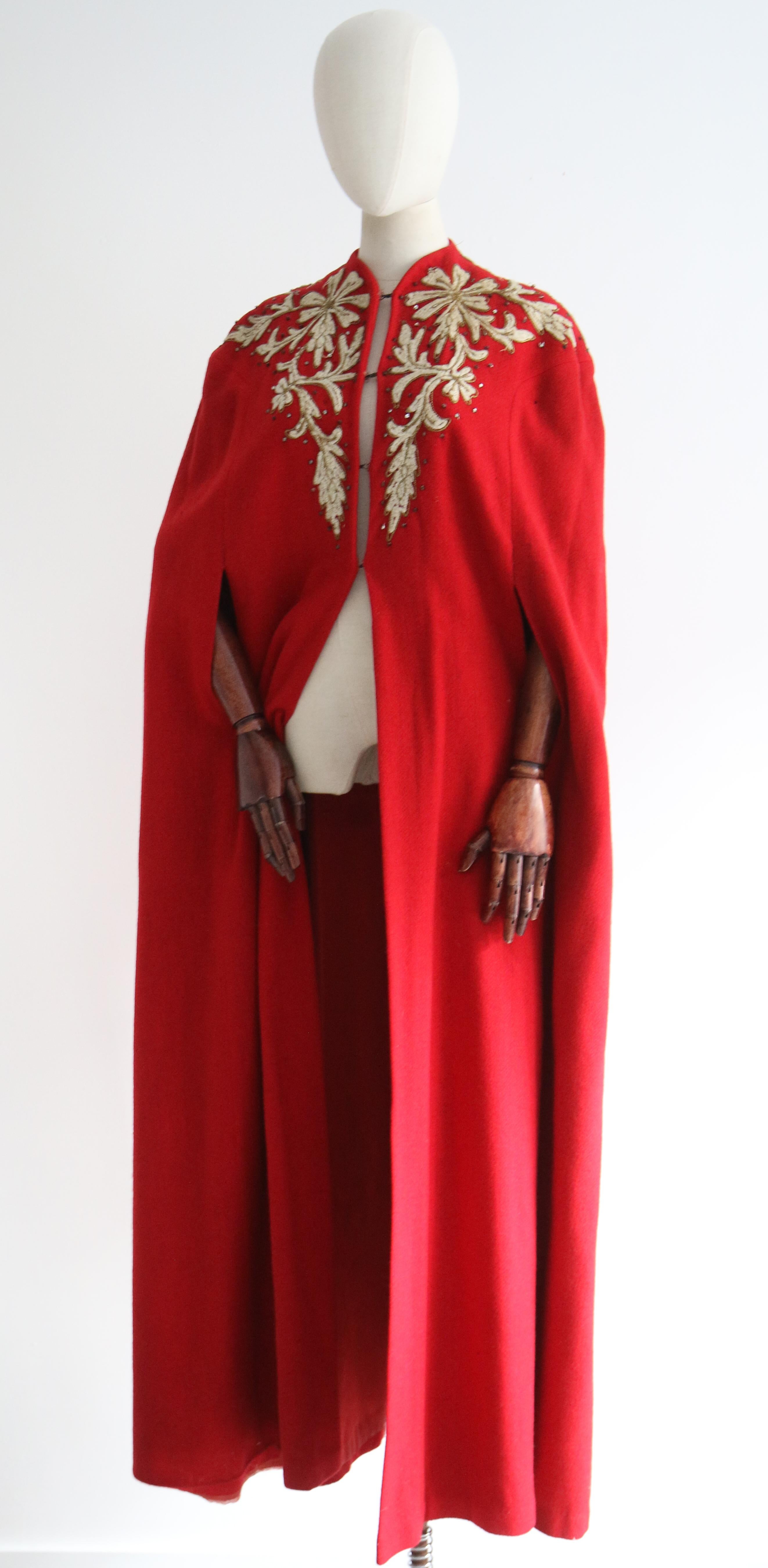 Vintage Early 1940's Red Wool Embroidered Cape UK 10-16 US 6-12 For Sale 4