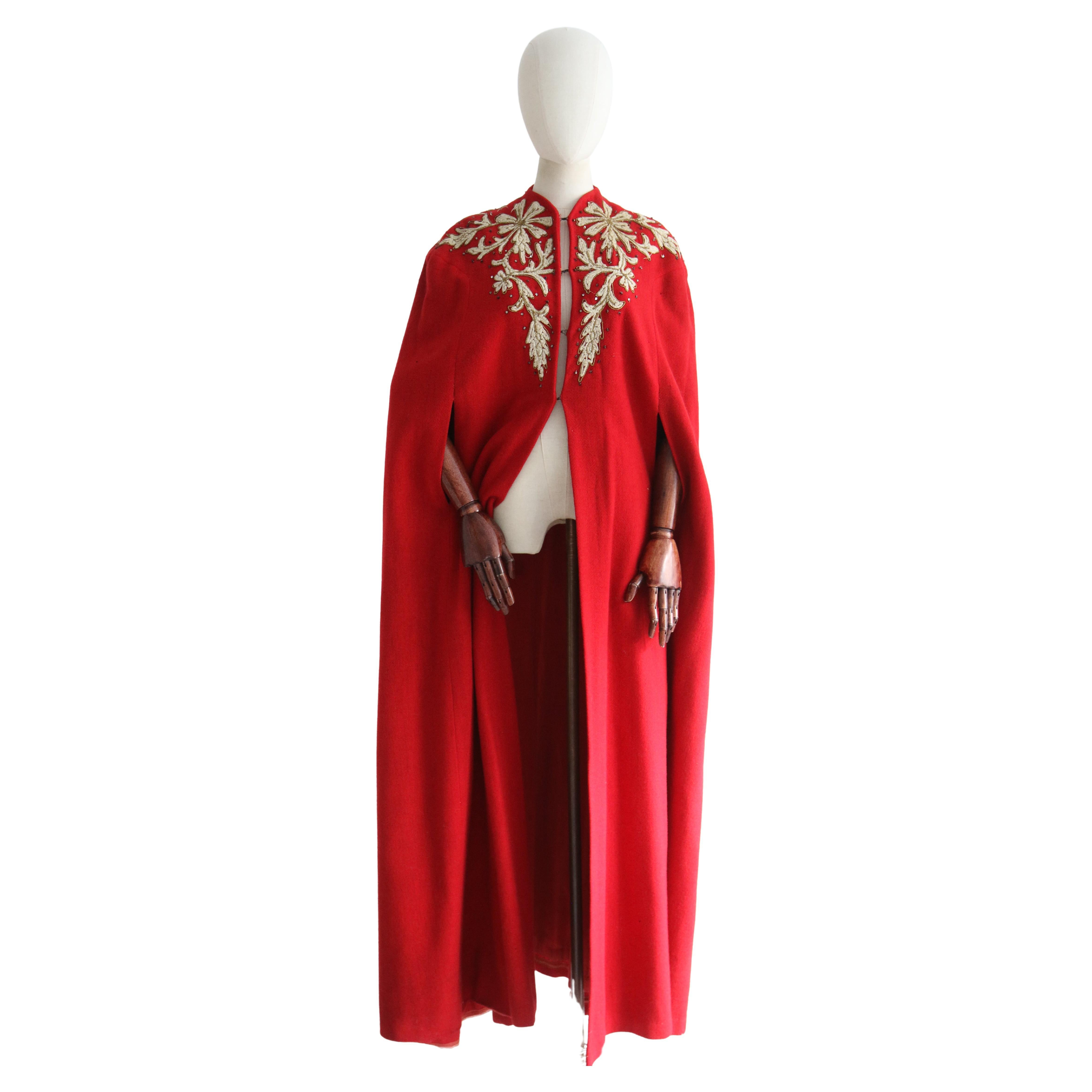 Vintage Early 1940's Red Wool Embroidered Cape UK 10-16 US 6-12 For Sale