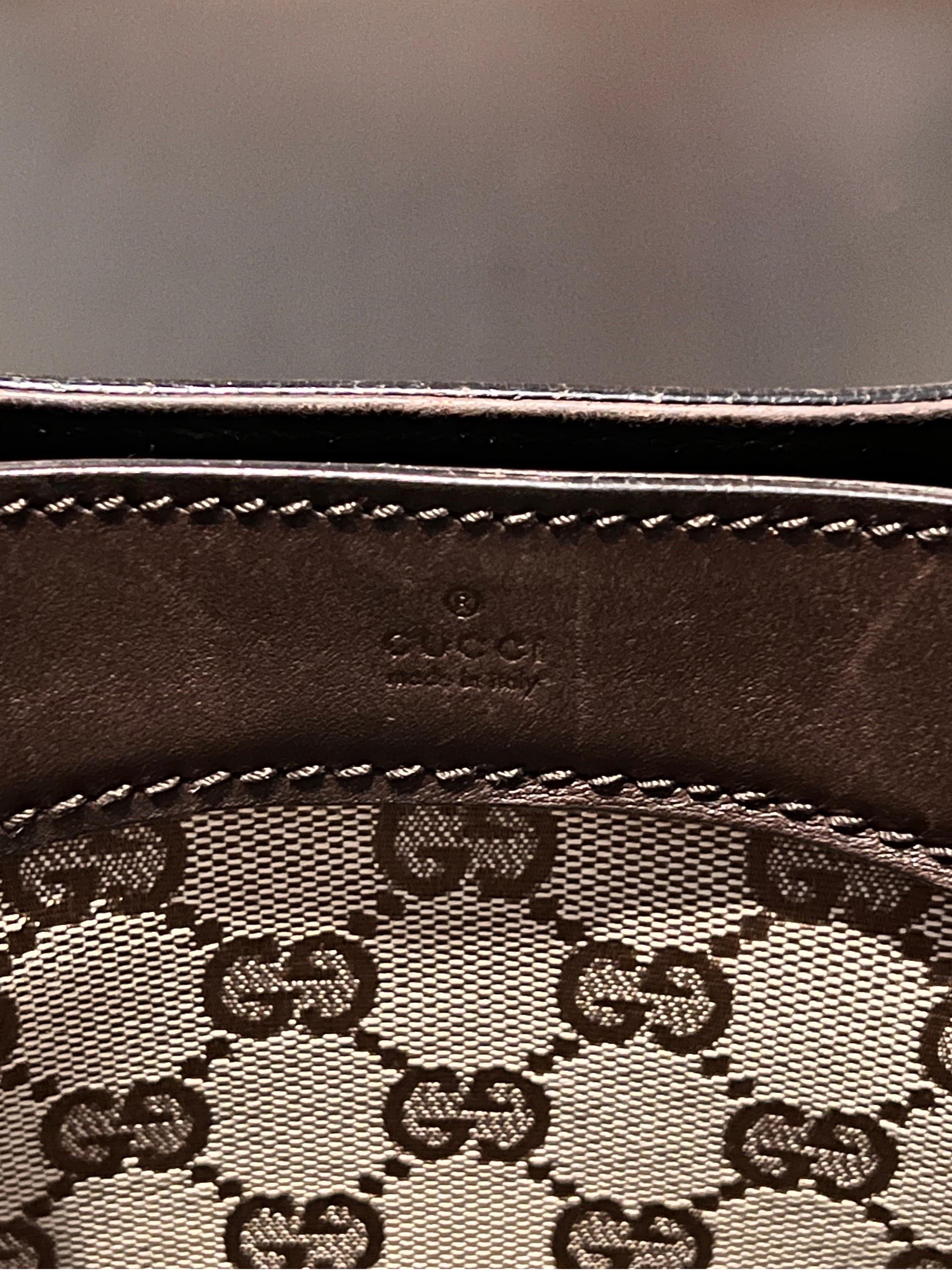 Vintage early 2000’s GUCCI bucket bag in monogram print 4