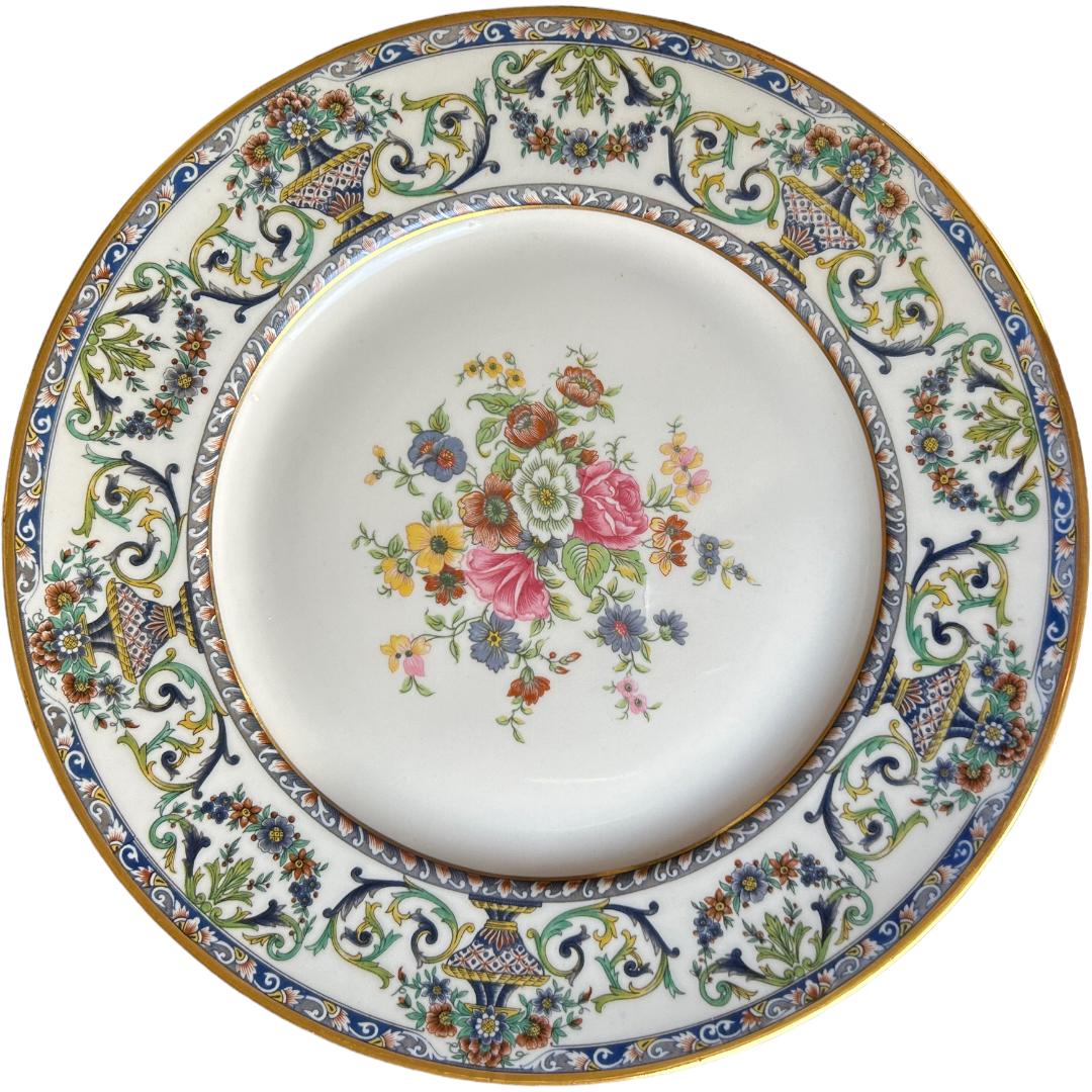 French Vintage Early 20th C. Haviland Limoges Floral Dinner Plates (Set of 12) For Sale