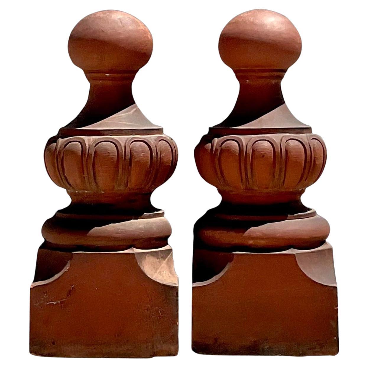 Vintage Early 20th Century Boho Monumental Terra Cotta Capitals - a Pair en vente
