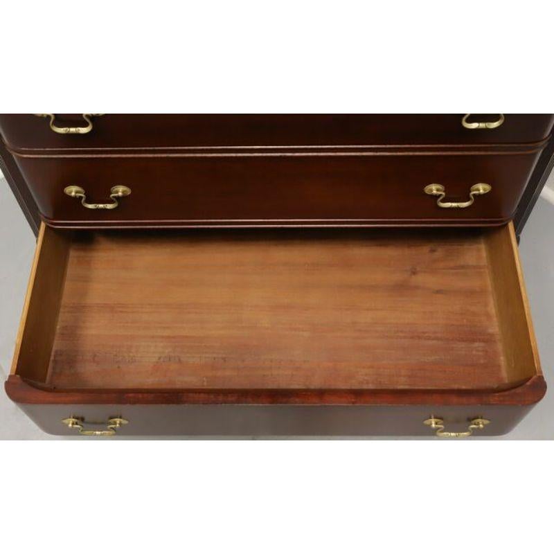 GEORGETOWN GALLERIES Mahogany Georgian Bachelor Chest For Sale 3