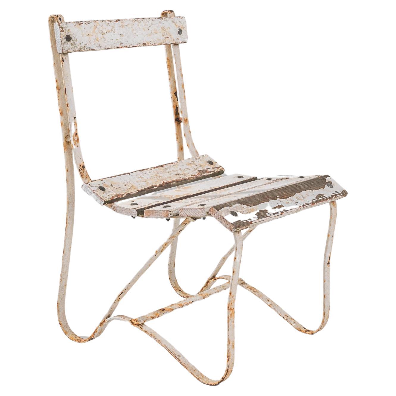Silla de jardín francesa de metal de estilo vintage de principios del siglo XX, diseño resistente en venta