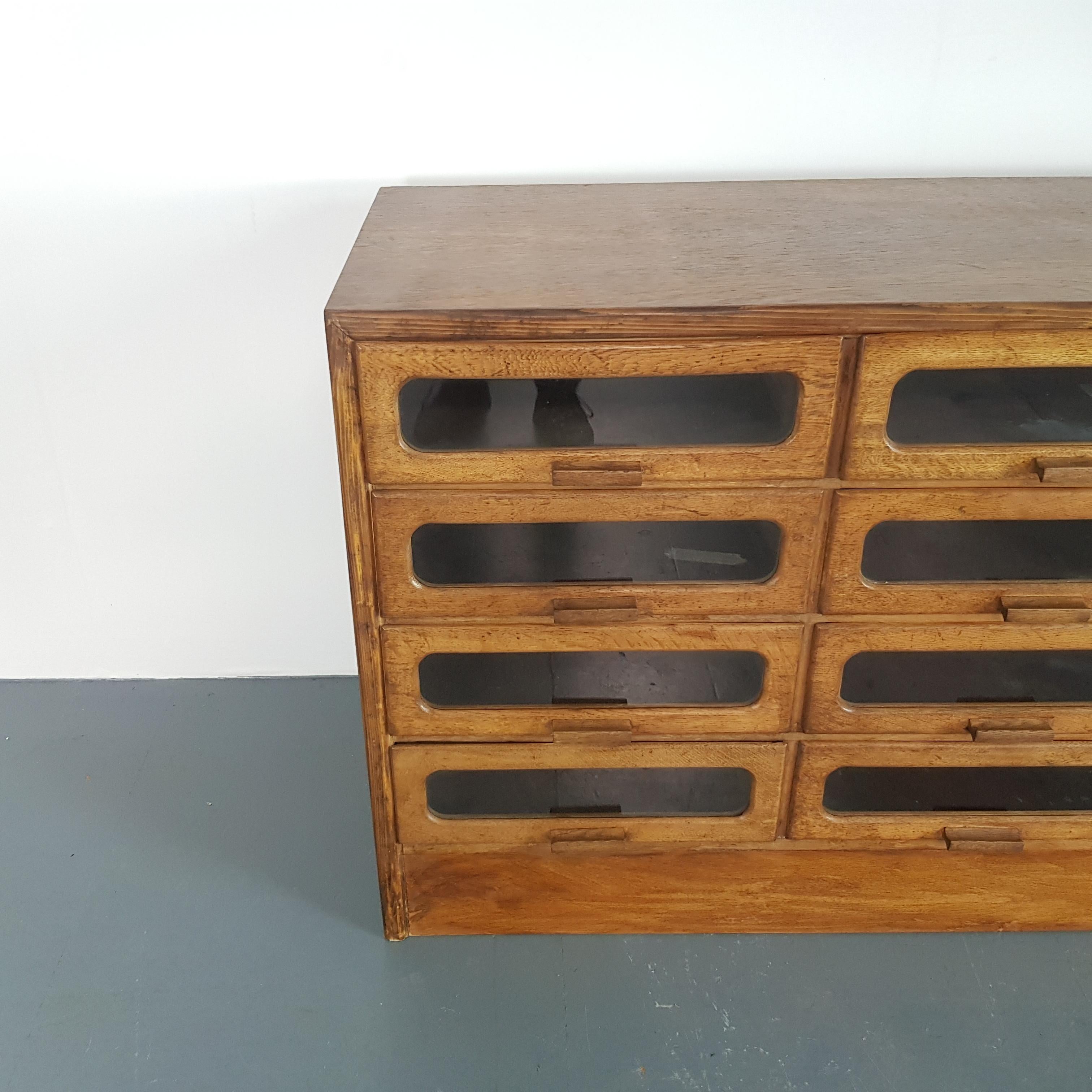 Vintage Early 20th Century Oak 12-Drawer Haberdashery Cabinet For Sale 3