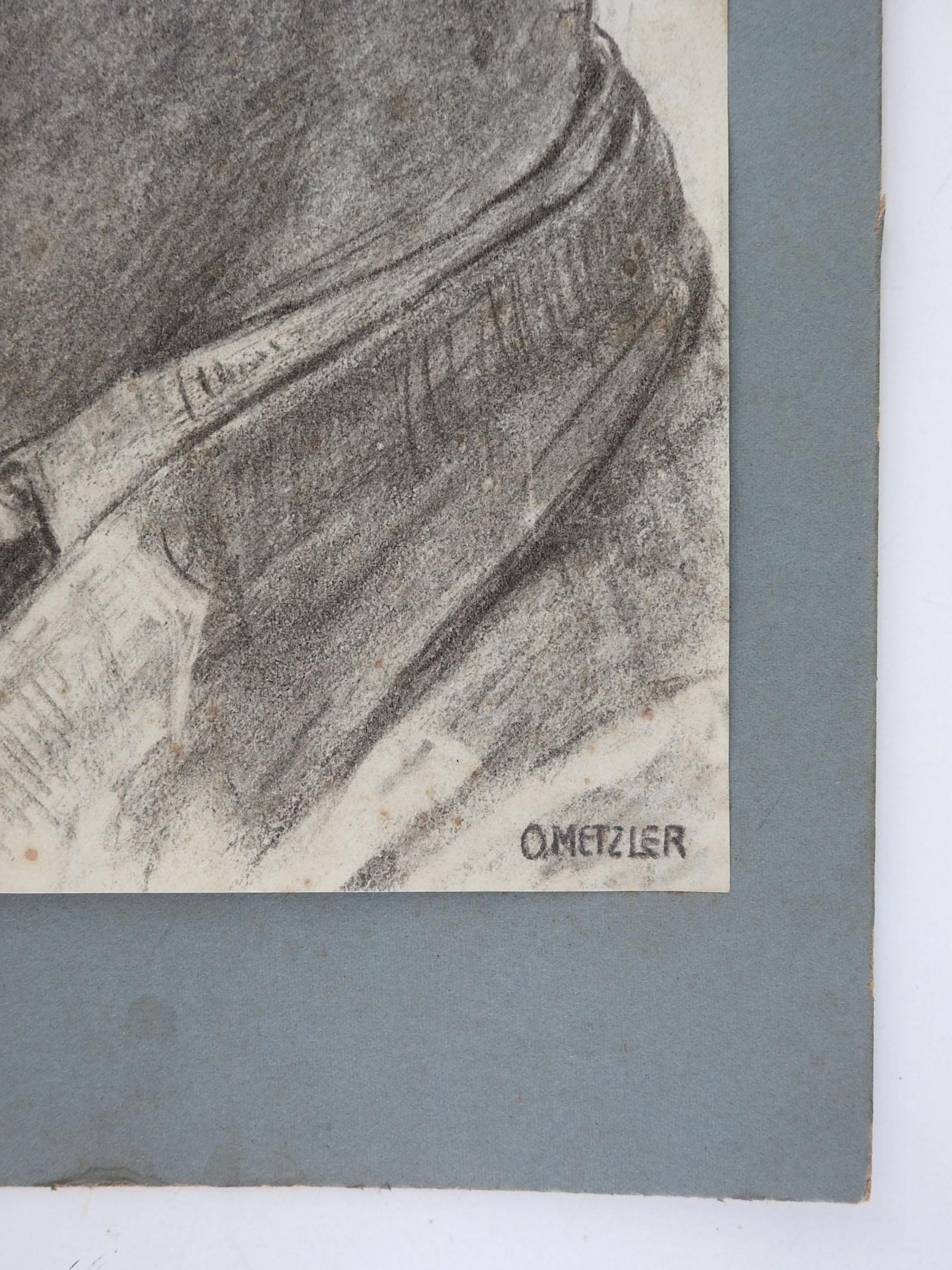 Vintage début 20ème siècle, dessin au crayon sur papier d'un jeune homme.  Signé O. Metzler dans le coin inférieur droit.  Montée sur un support en carton mat gris, taille de l'image 8,5