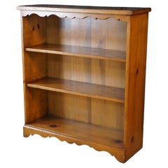 Vintage Early American Colonial Style Low Profile Scalloped Pine Bookcase Shelf