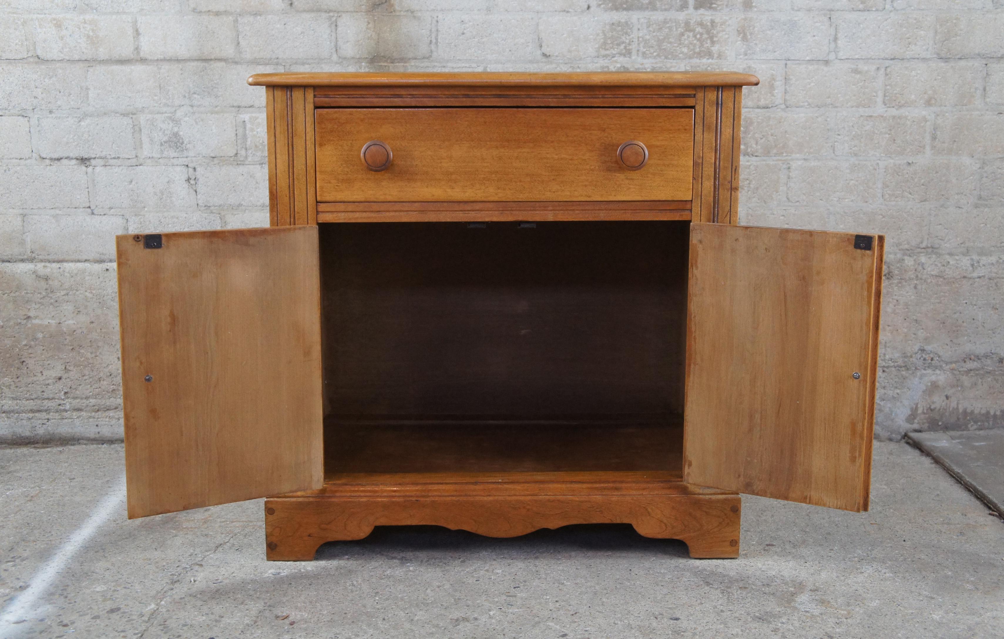 20th Century Vintage Early American Style Country Pine Farmhouse Cabinet Sideboard Console