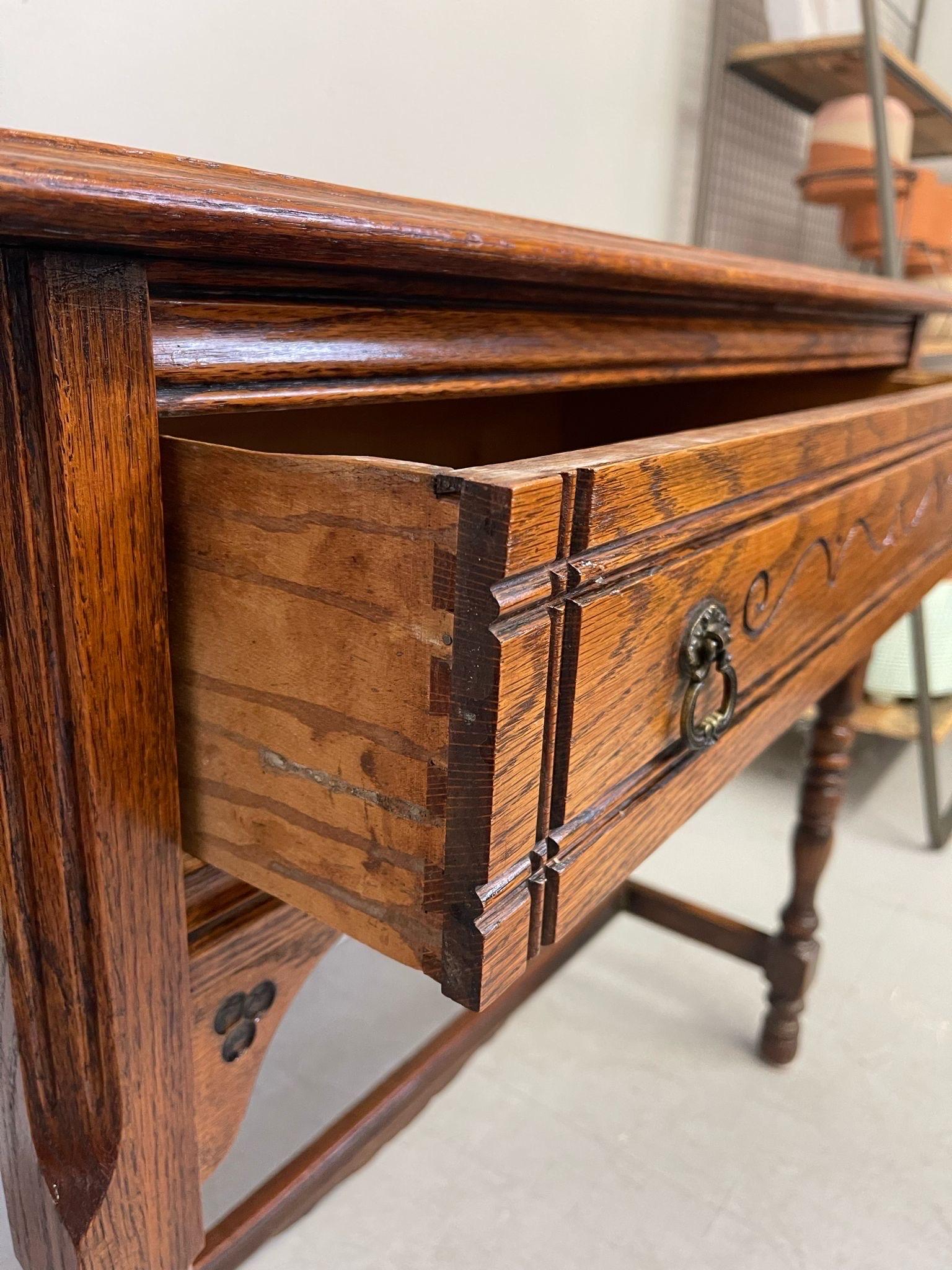Wood Vintage Early American Style Side Console Table. For Sale
