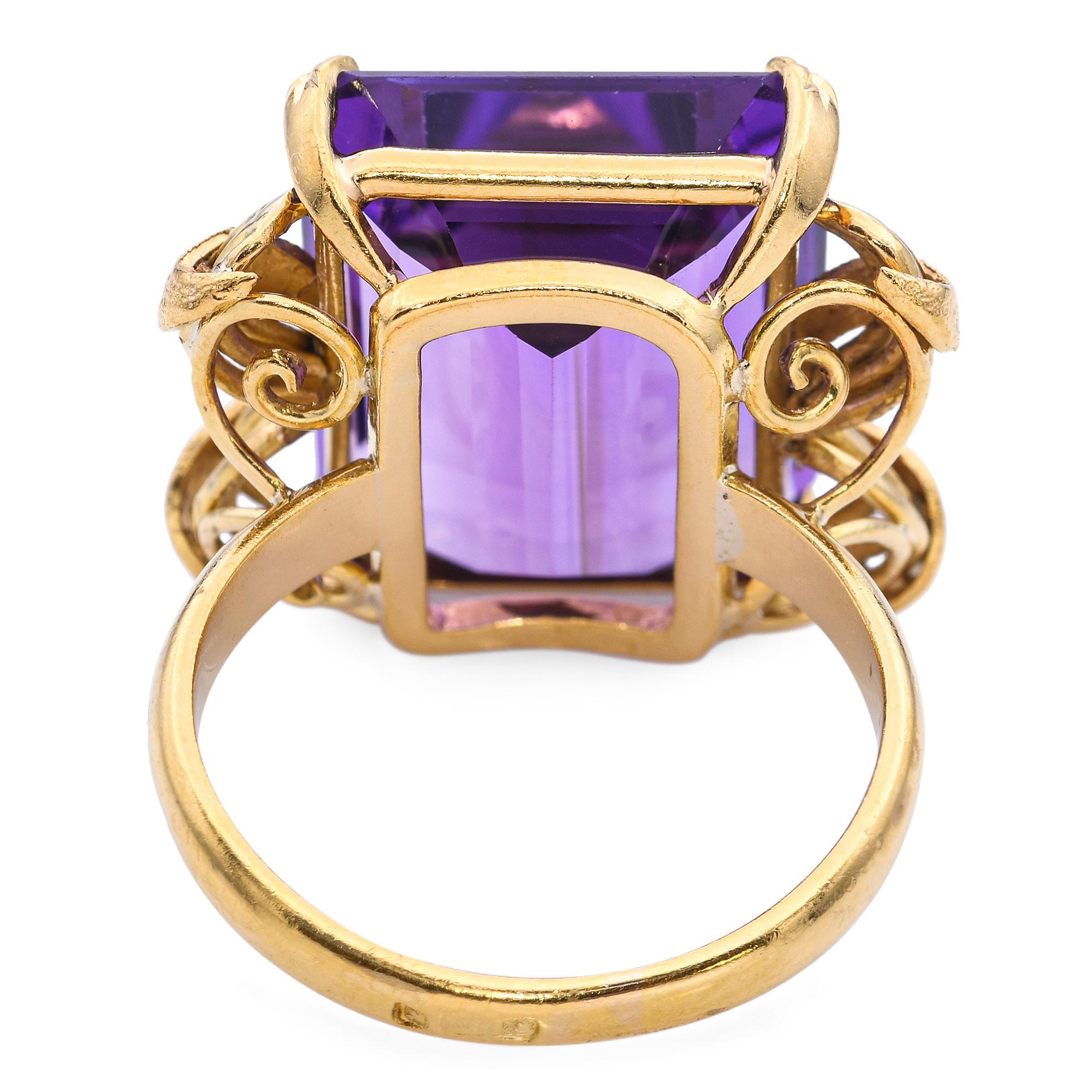 Vintage Early H. Stern Retro 19k Gelbgold Amethyst Cocktail Ring Damen im Angebot