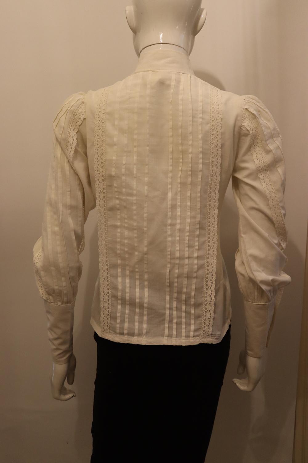 Chemisier vintage Laura Ashley blanc 4