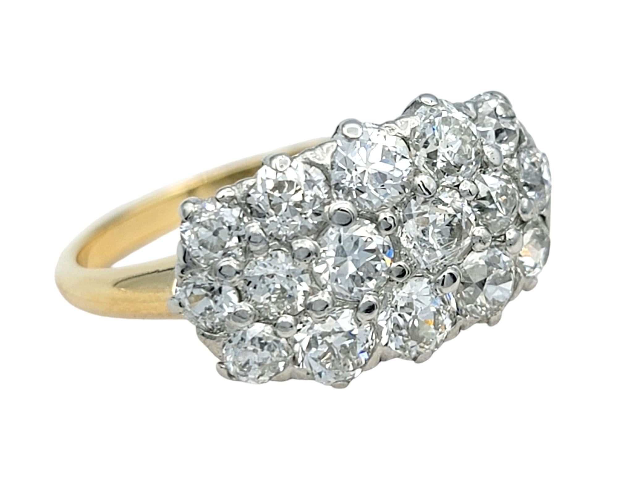 Vintage Early Modern Brilliant Diamond Cluster Band Ring Two-Tone 18 Karat Gold (Zeitgenössisch) im Angebot