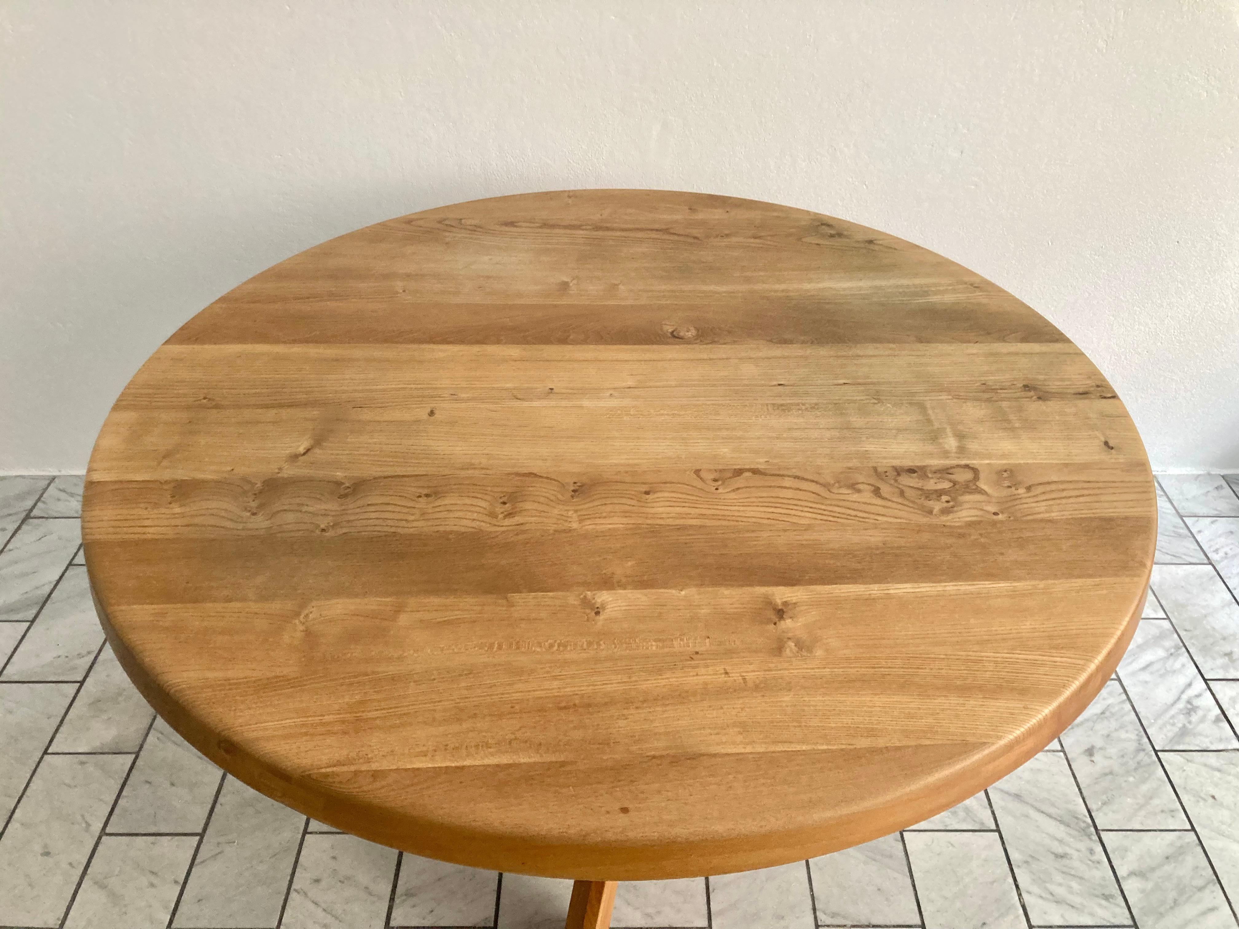 French Vintage Early Pierre Chapo Model T 21  B Round Dining Table, circa 1985 For Sale