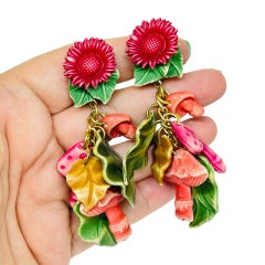 Vintage early plastic dangle charms flowers leafs mushroom clip on earrings