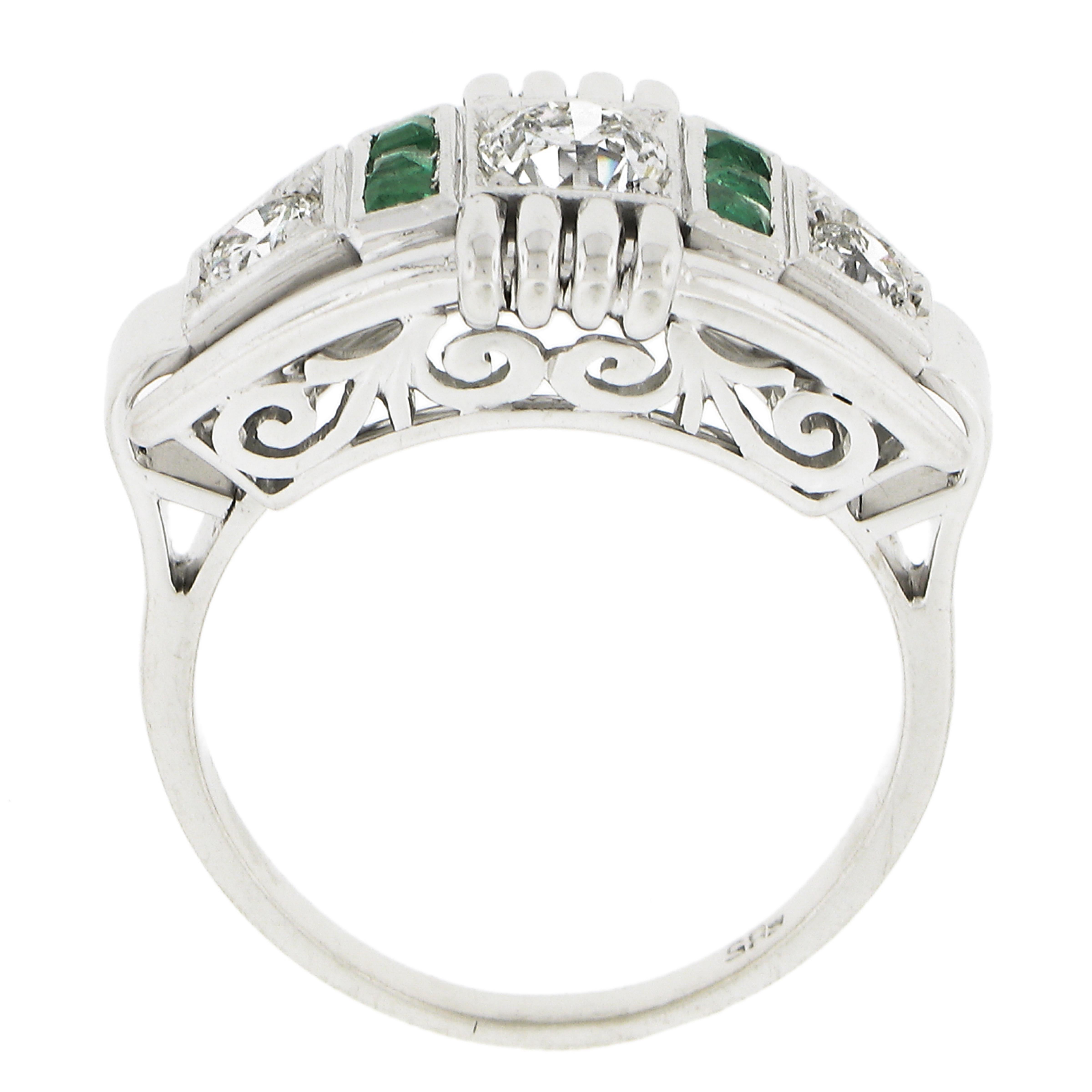 Vintage Early Retro 18k White Gold .92ct Emerald & Diamond Grooved Ring Band For Sale 4