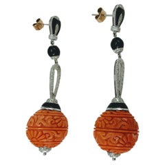 Vintage Earrings Art-Deco White Gold 18 Karat Coral and Diamond
