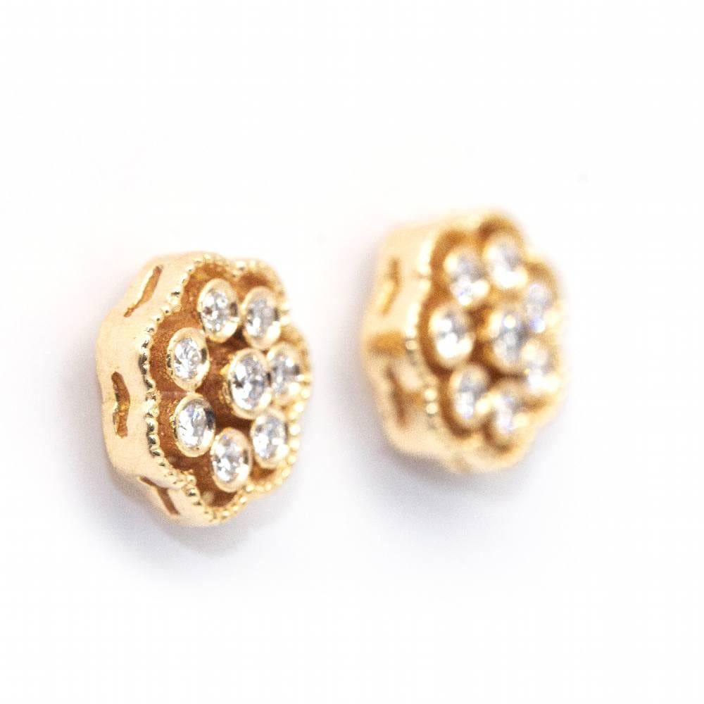 Vintage Style Gold Earrings for women : 16x Brilliant Cut Diamonds with total weight 0,28ct  18kt Rose Gold  3,45 grams  Sizes: 9mm diameter  Brand New Item : Ref: D361162SP