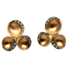 Vintage Earrings with Diamonds in 18 Karat Yellow Gold by H.Stern