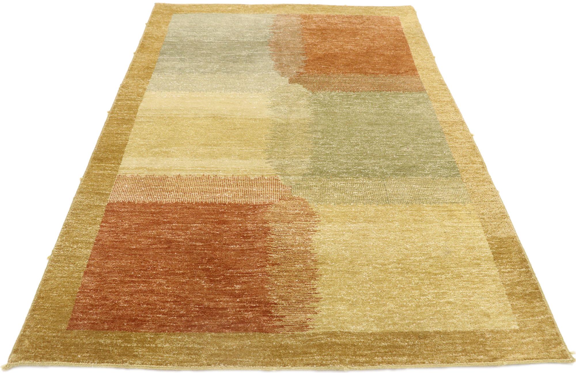 Mid-Century Modern Tapis pakistanais vintage de couleur terre en vente