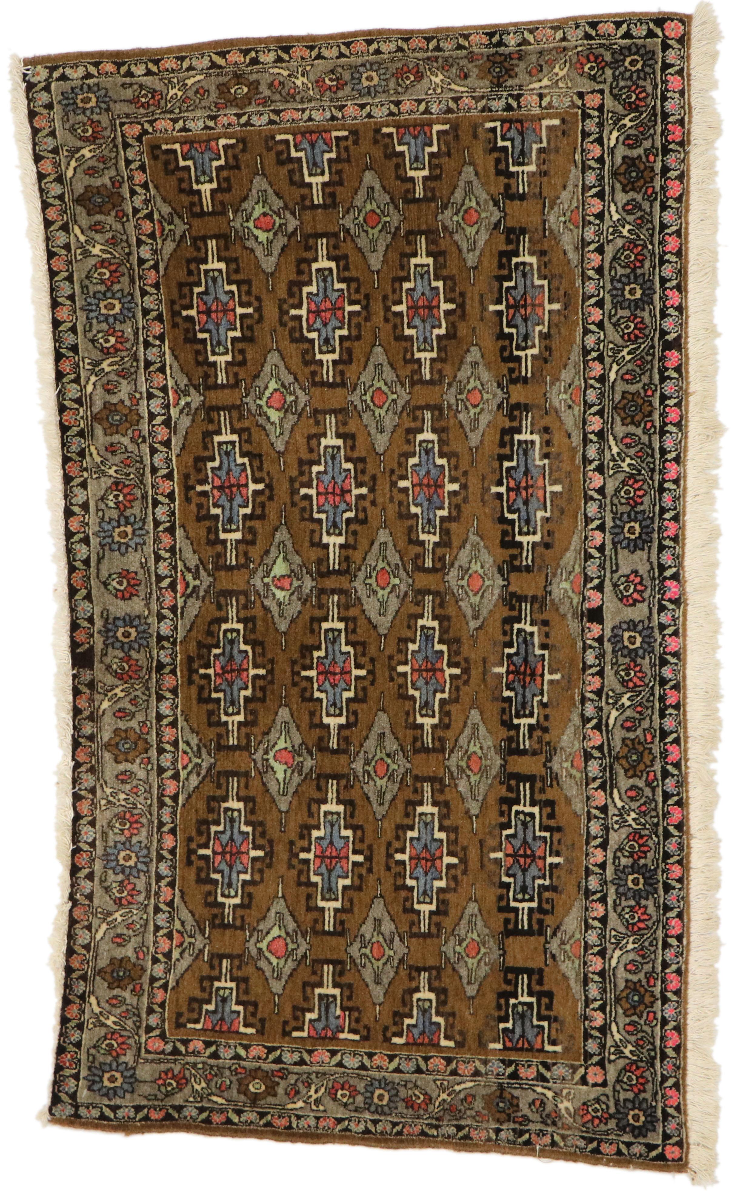 1950's Earth-Tone Persian Khorassan Carpet with Traditional Style For Sale 3