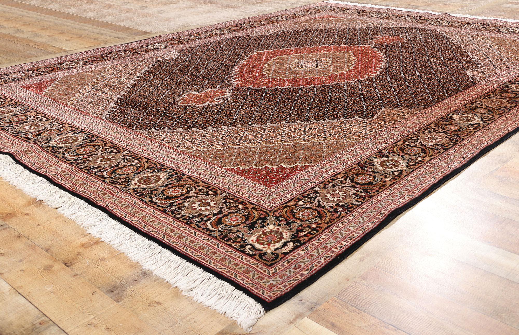 Erdfarbener persischer Mahi-Tabriz-Teppich aus Wolle und Seide im Angebot 1