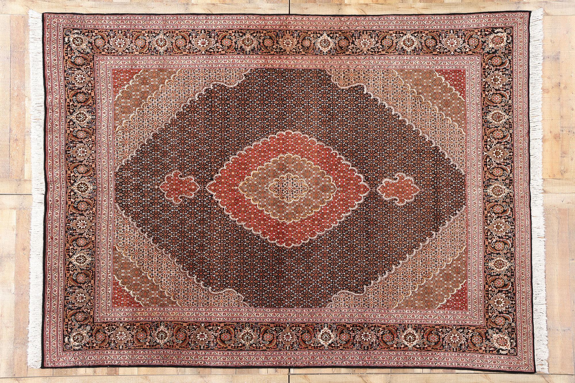 Erdfarbener persischer Mahi-Tabriz-Teppich aus Wolle und Seide im Angebot 3