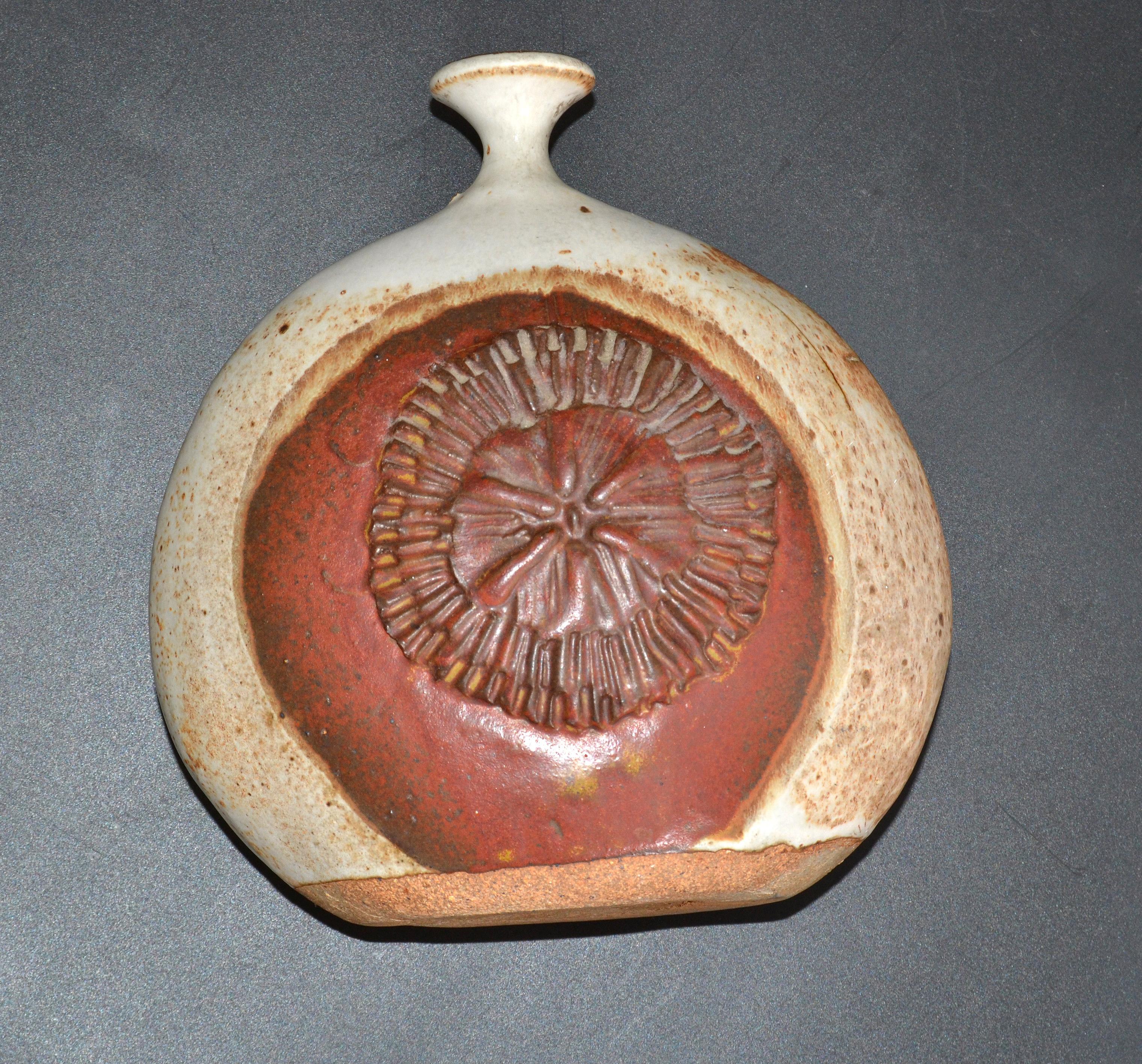 Américain Vintage Earthenware Handcrafted Brown & Red Drip Glaze Bud Weed Vase Pottery  en vente
