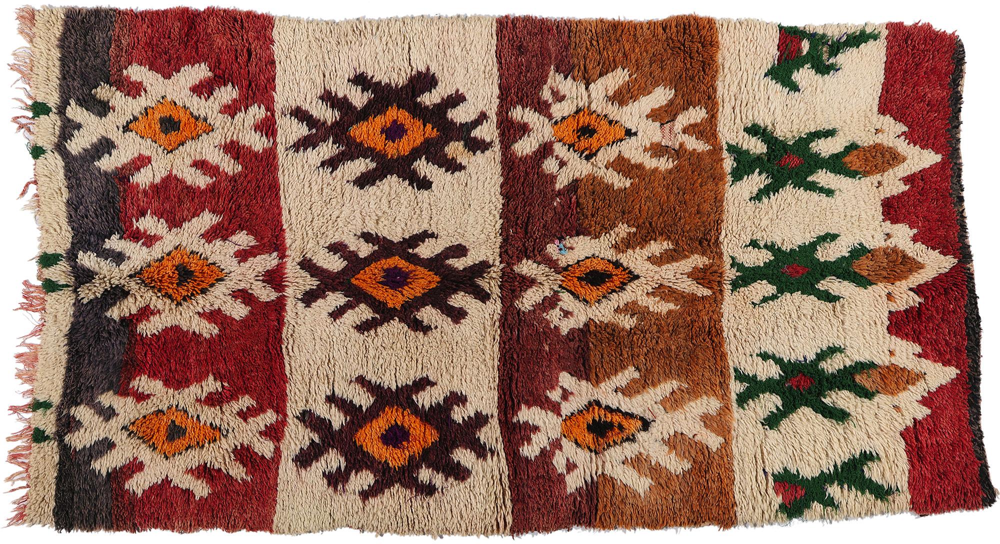 Vintage Earthy Moroccan Azilal Rug, Modern Desert  Meets Southwest Electicism For Sale 3