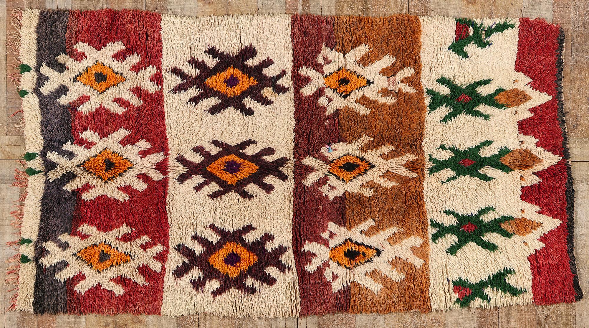 Vintage Earthy Moroccan Azilal Rug, Modern Desert  Meets Southwest Electicism For Sale 2